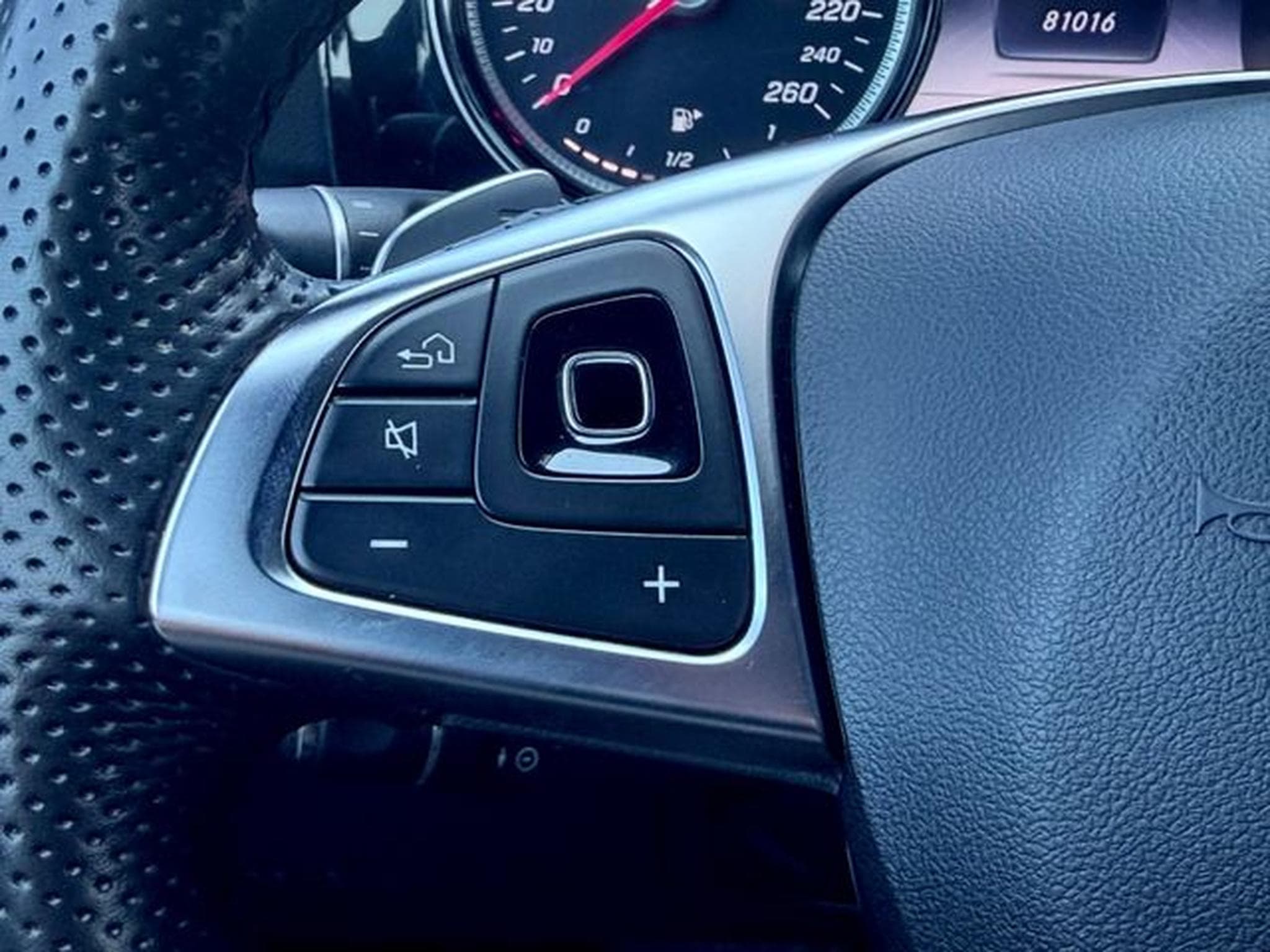 Mercedes E 200 E 200 Cabrio /AMG LINE/NAVI/LED/CAM/GARANTIE/ (2018) - Photo 19