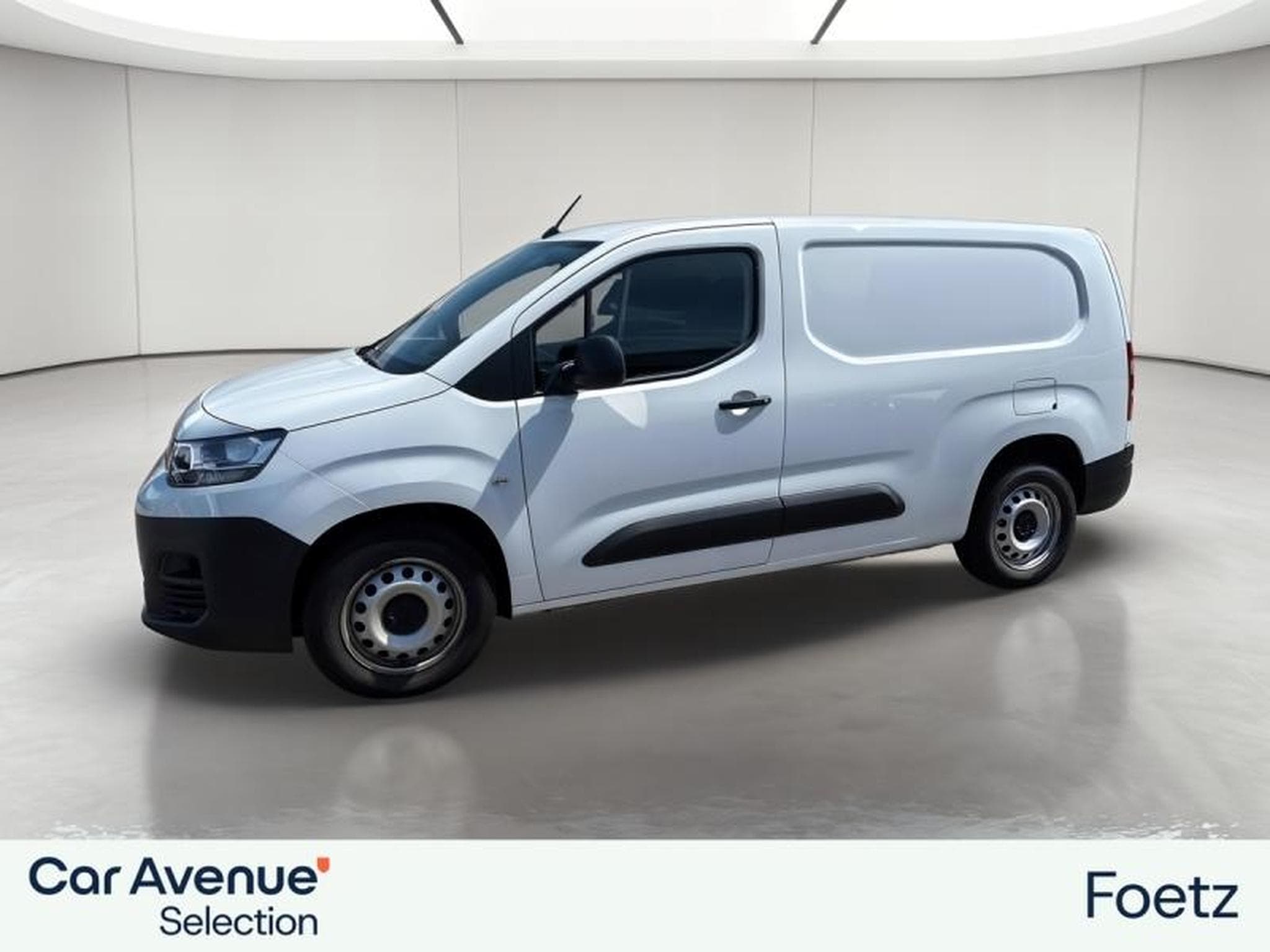 CITROEN Berlingo XL 950kg BlueHDi 100 S&S Driver BVM5 (2021) - Foto 2