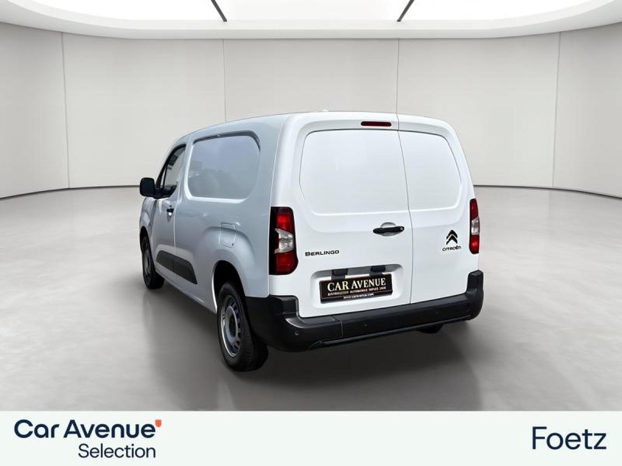 CITROEN Berlingo XL 950kg BlueHDi 100 S&S Driver BVM5 (2021) - Foto 8