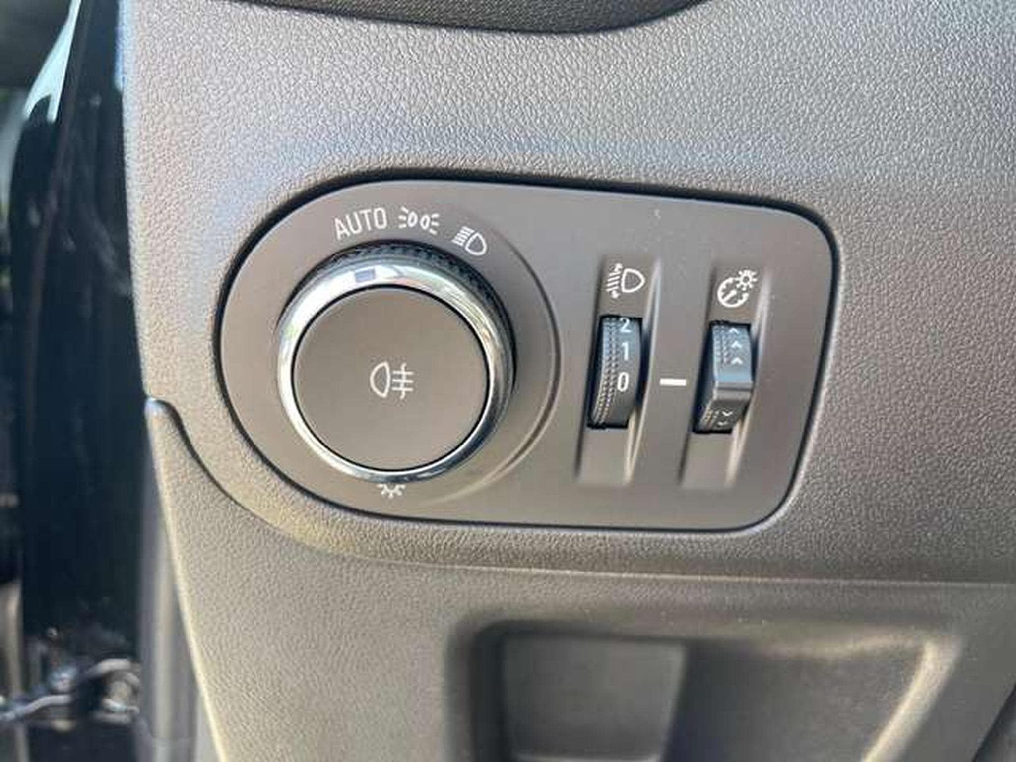 Opel Crossland Business Edition - JUSQU'A 3 ANS DE GARANTIE (2023) - Photo 17