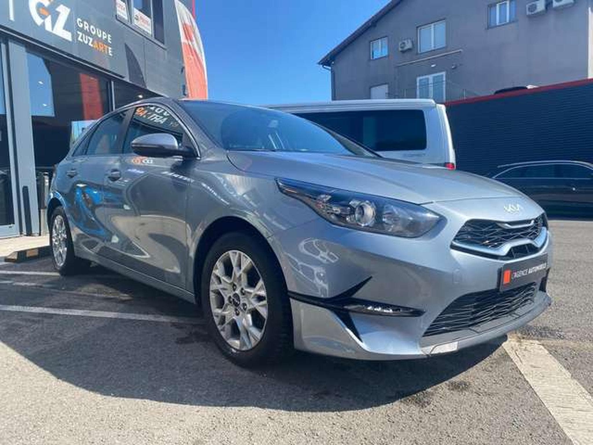 Kia Ceed Ceed 1.5 T-GDI DCT7 / jusqu'a 36mois de garantie (2023) - Photo 4