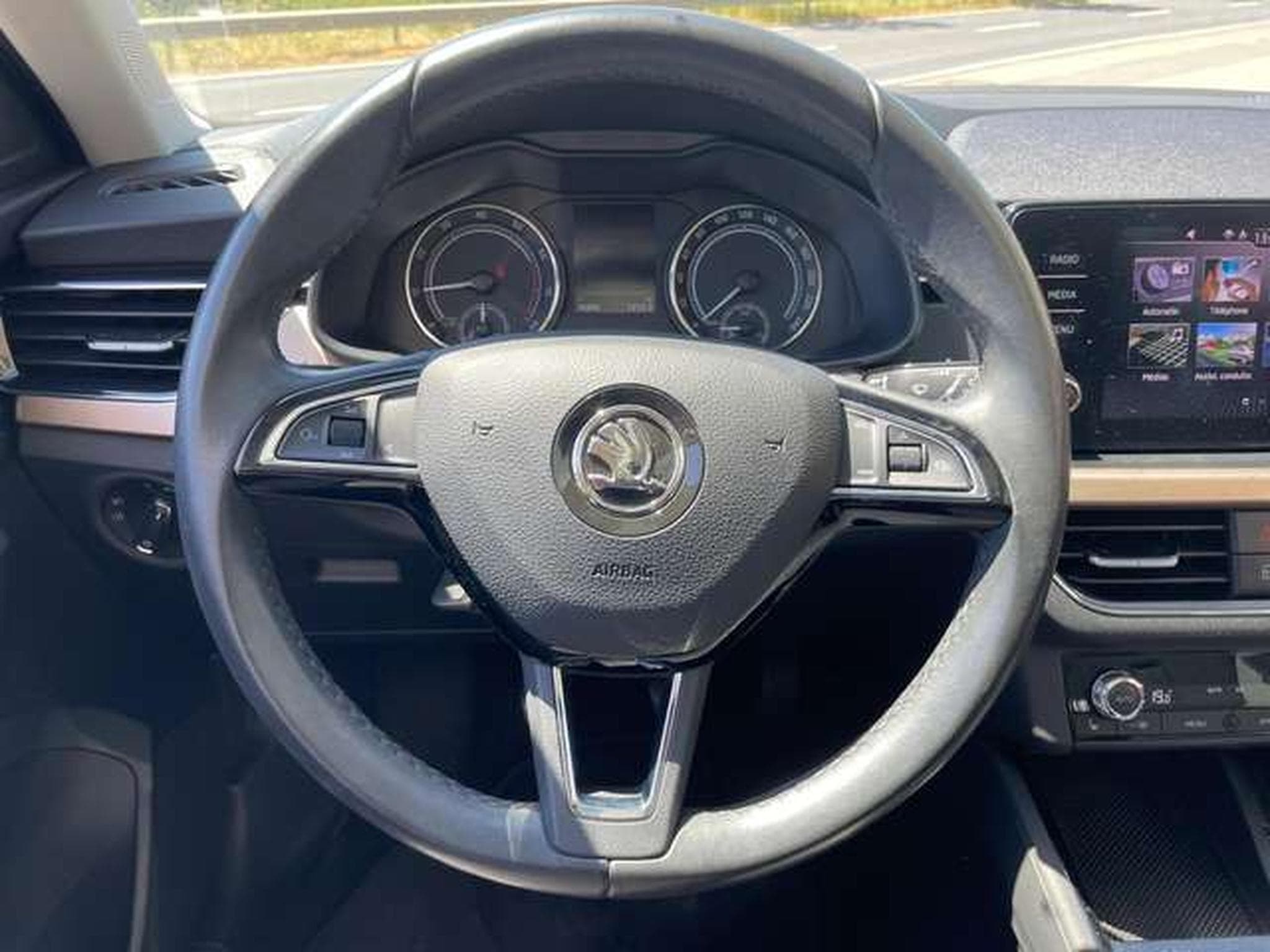 Skoda Scala Scala 1.0 TSI - JUSQU'A 3 ANS DE GARANTIE (2020) - Photo 8