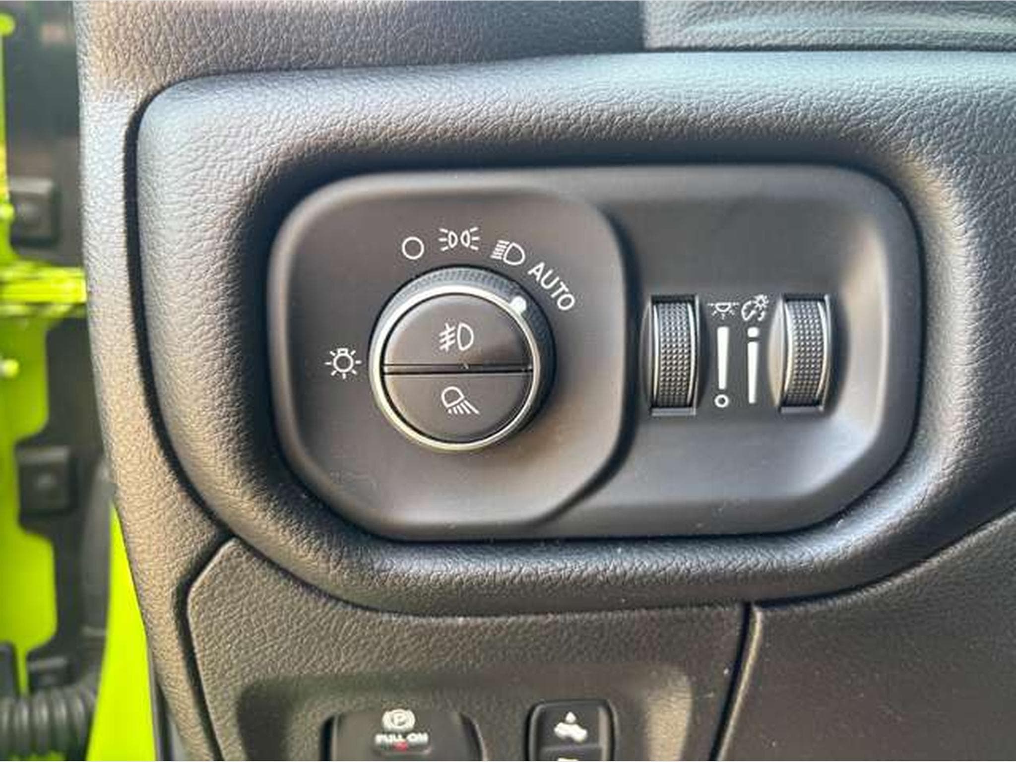 Dodge RAM 1500 - BIG HORN - JUSQU'A 3 ANS DE GARANTIE (2019) - Photo 16