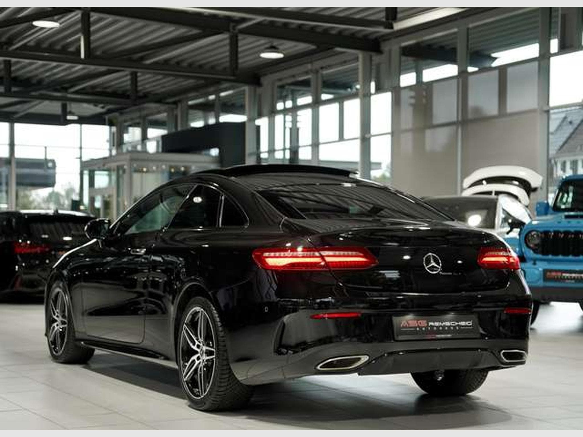 Mercedes E 450 4M Coupé AMG Line *2.H *19 *Pano*HUD*360° (2019) - Photo 10