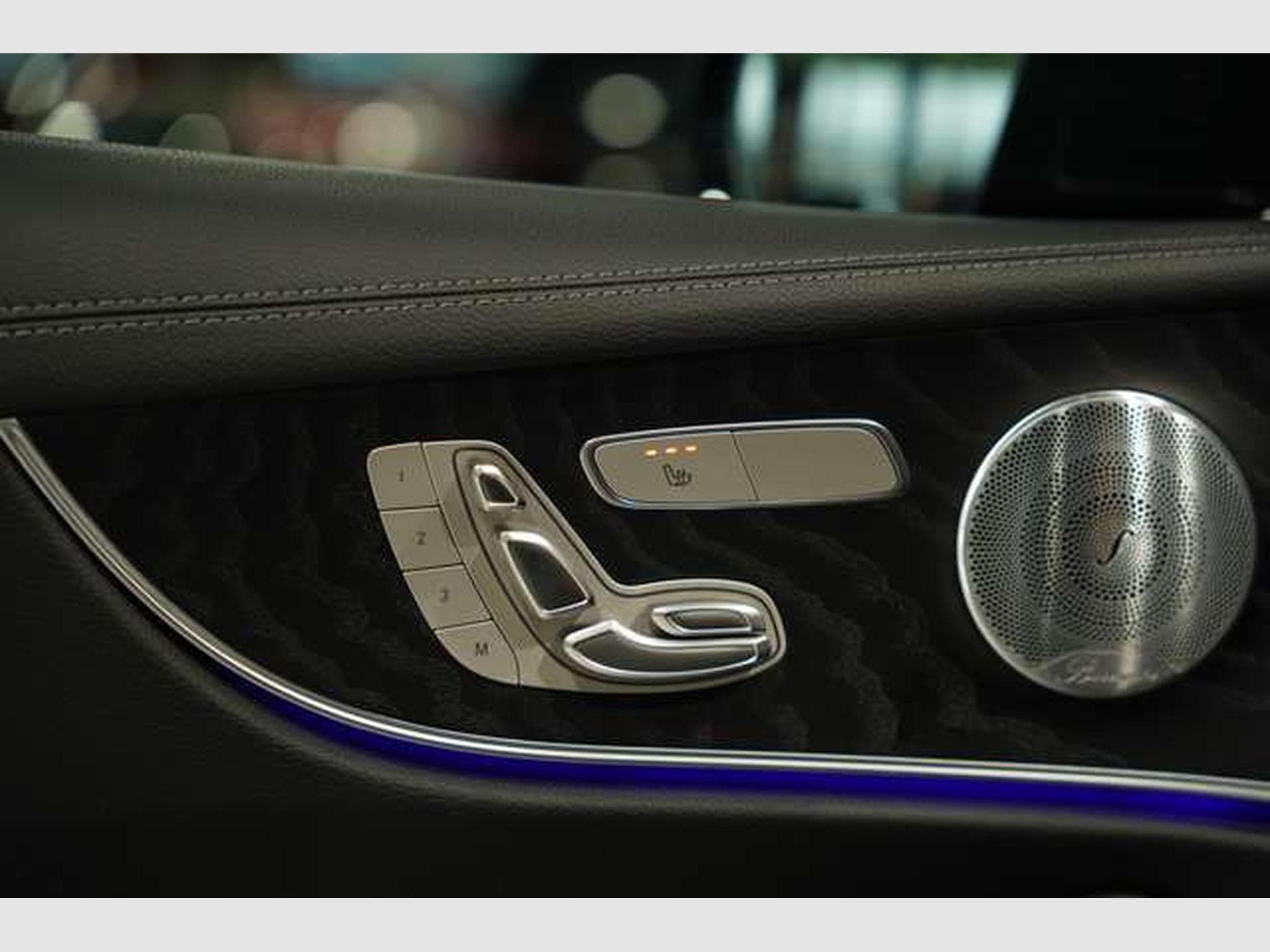 Mercedes E 450 4M Coupé AMG Line *2.H *19 *Pano*HUD*360° (2019) - Photo 21