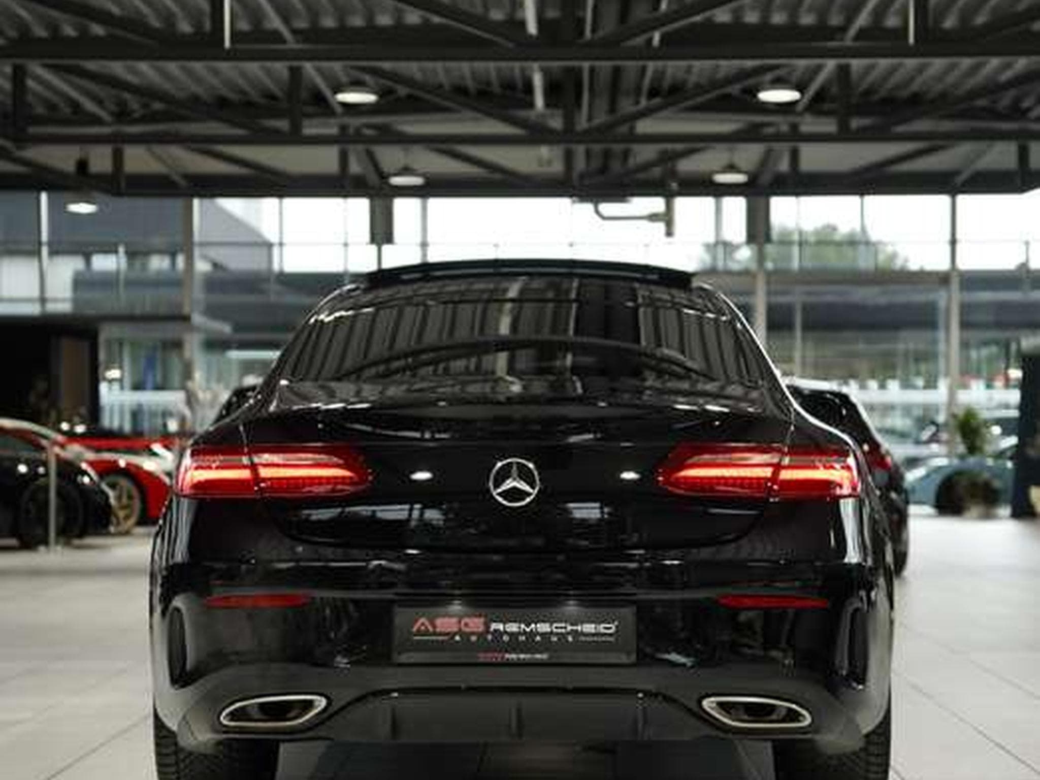 Mercedes E 450 4M Coupé AMG Line *2.H *19 *Pano*HUD*360° (2019) - Photo 9
