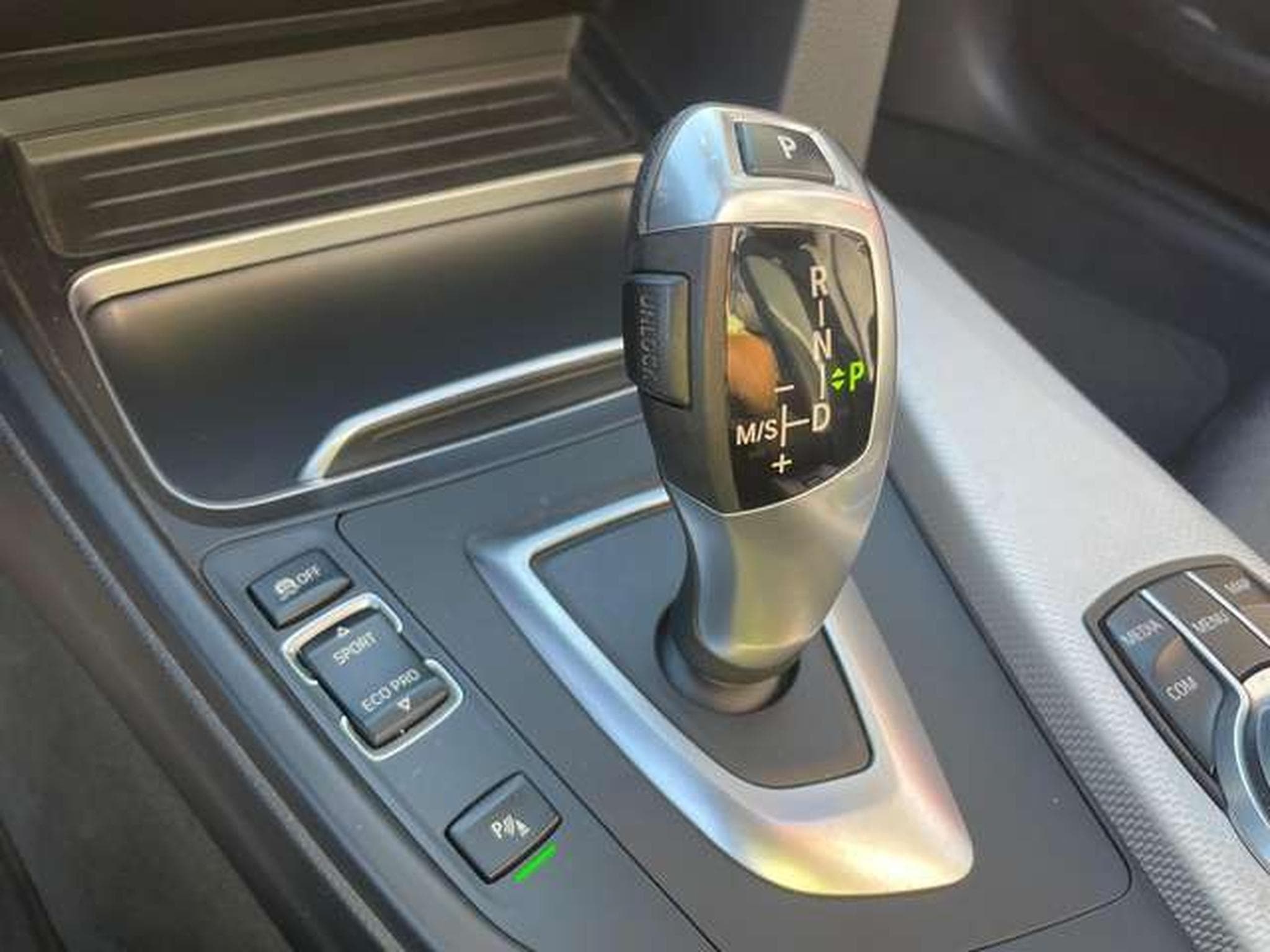 BMW 420 Cabrio Aut. M Sport - JUSQU'A 36 MOIS DE GARANTIE (2019) - Foto 25