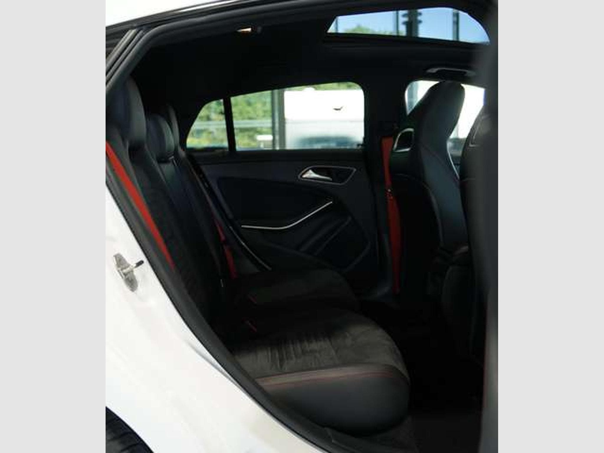 Mercedes CLA 45 AMG 4M *2.H *Pano *S-Abgas (2018) - Photo 26