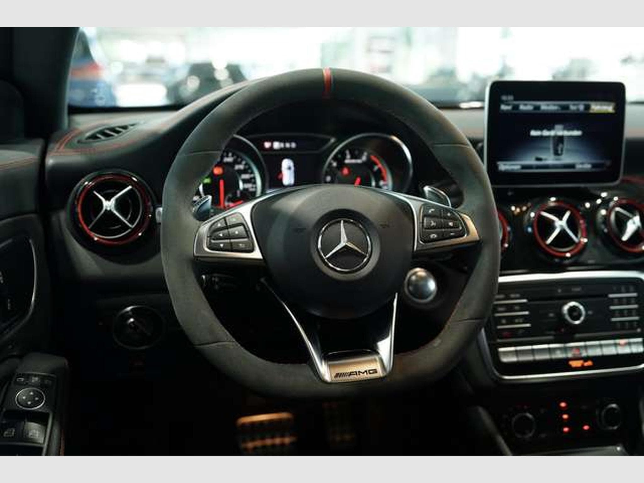 Mercedes CLA 45 AMG 4M *2.H *Pano *S-Abgas (2018) - Photo 45