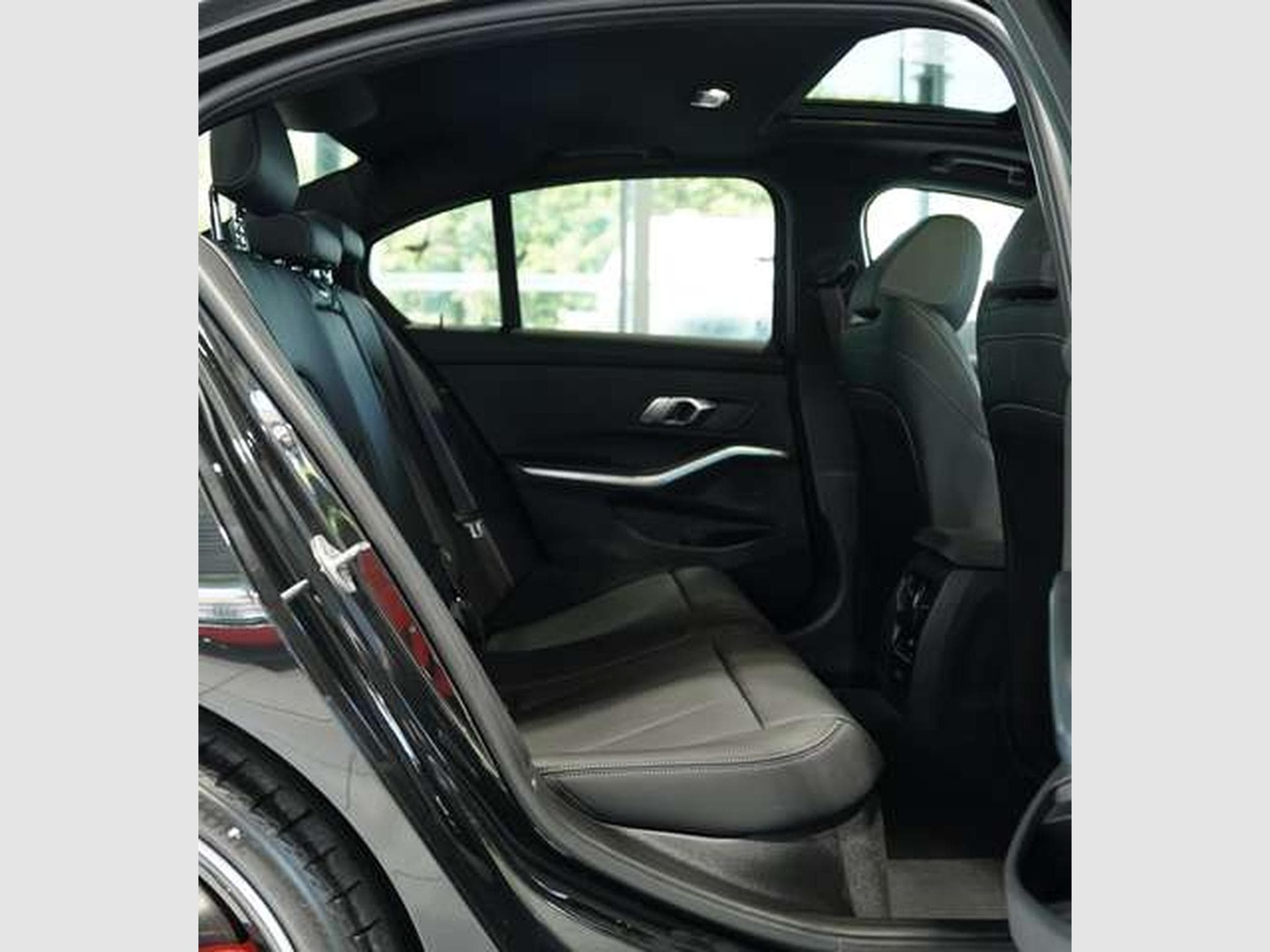 BMW 320 d Limousine M Sport Pro *2.H *ACC *HUD *GSD (2024) - Photo 17
