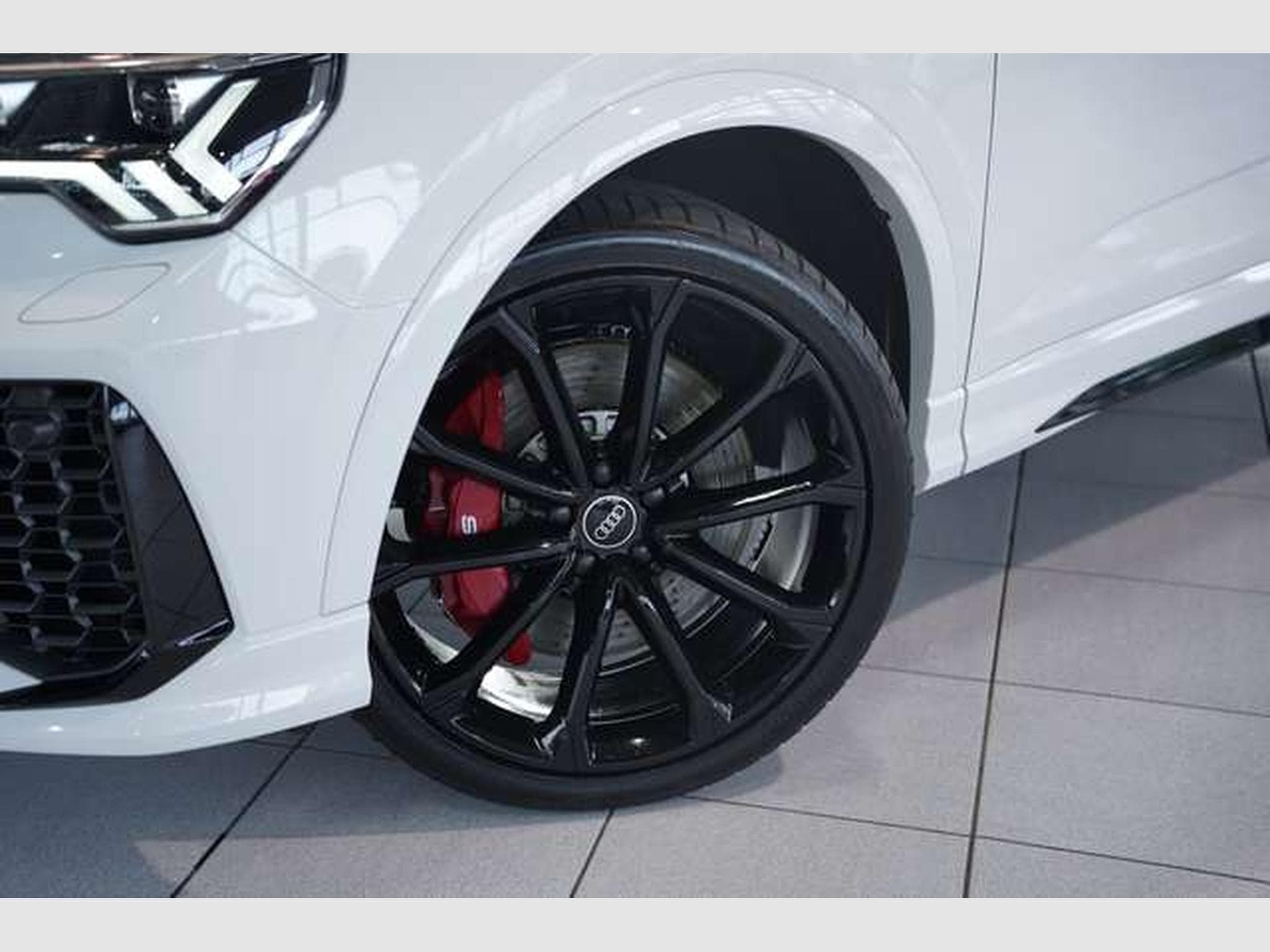 Audi RSQ3 q. Sportback 2.H *21 *RS-AGA *Schale *Pano (2022) - Photo 2