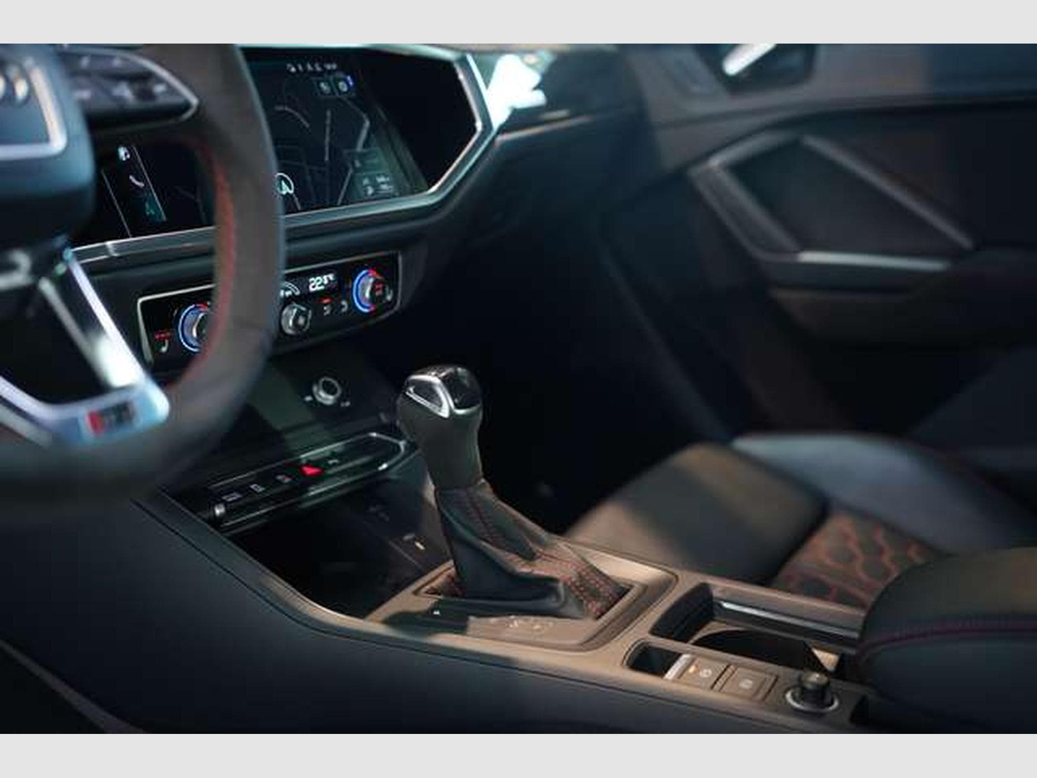Audi RSQ3 q. Sportback 2.H *21 *RS-AGA *Schale *Pano (2022) - Photo 35
