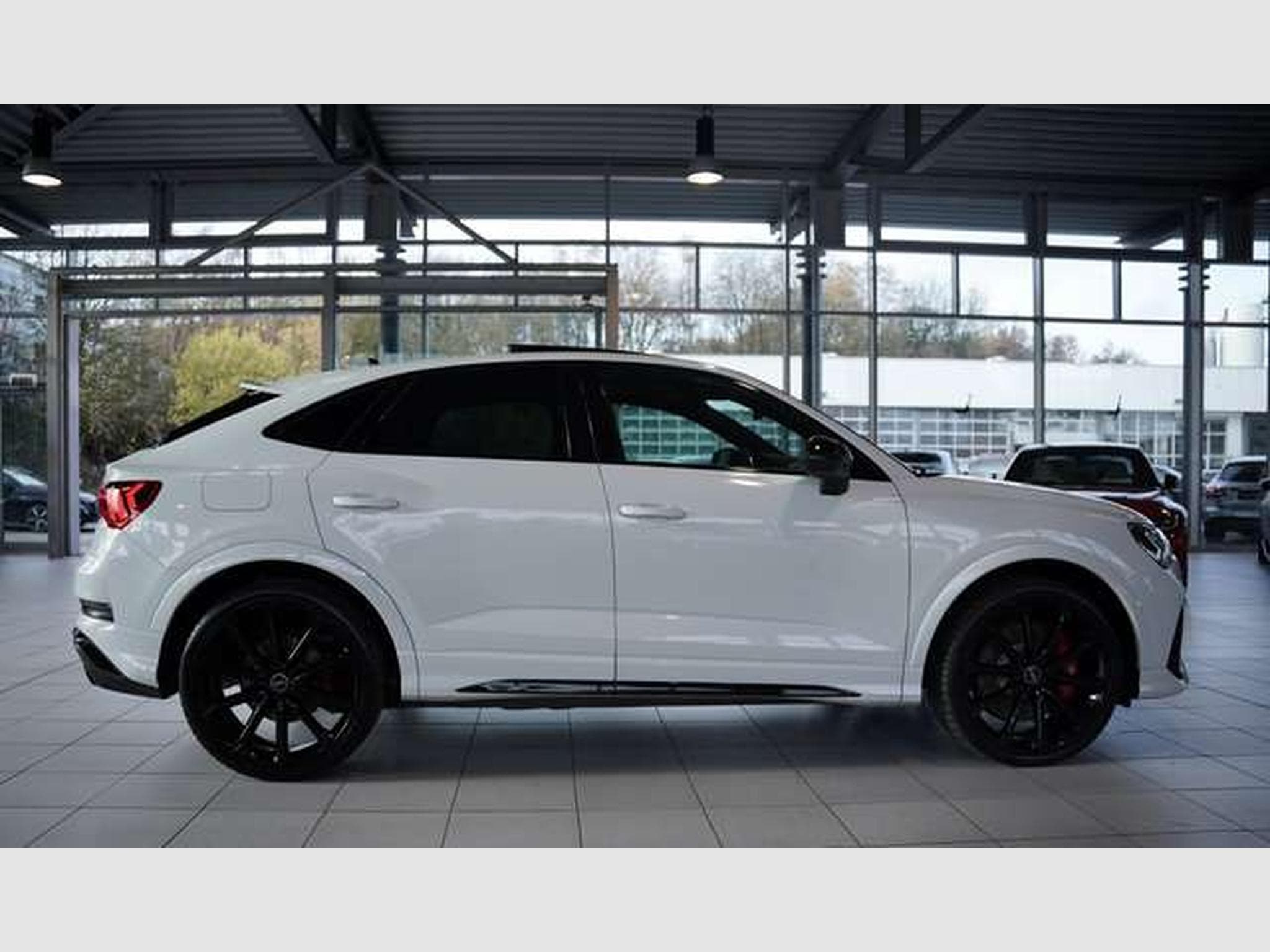 Audi RSQ3 q. Sportback 2.H *21 *RS-AGA *Schale *Pano (2022) - Photo 6