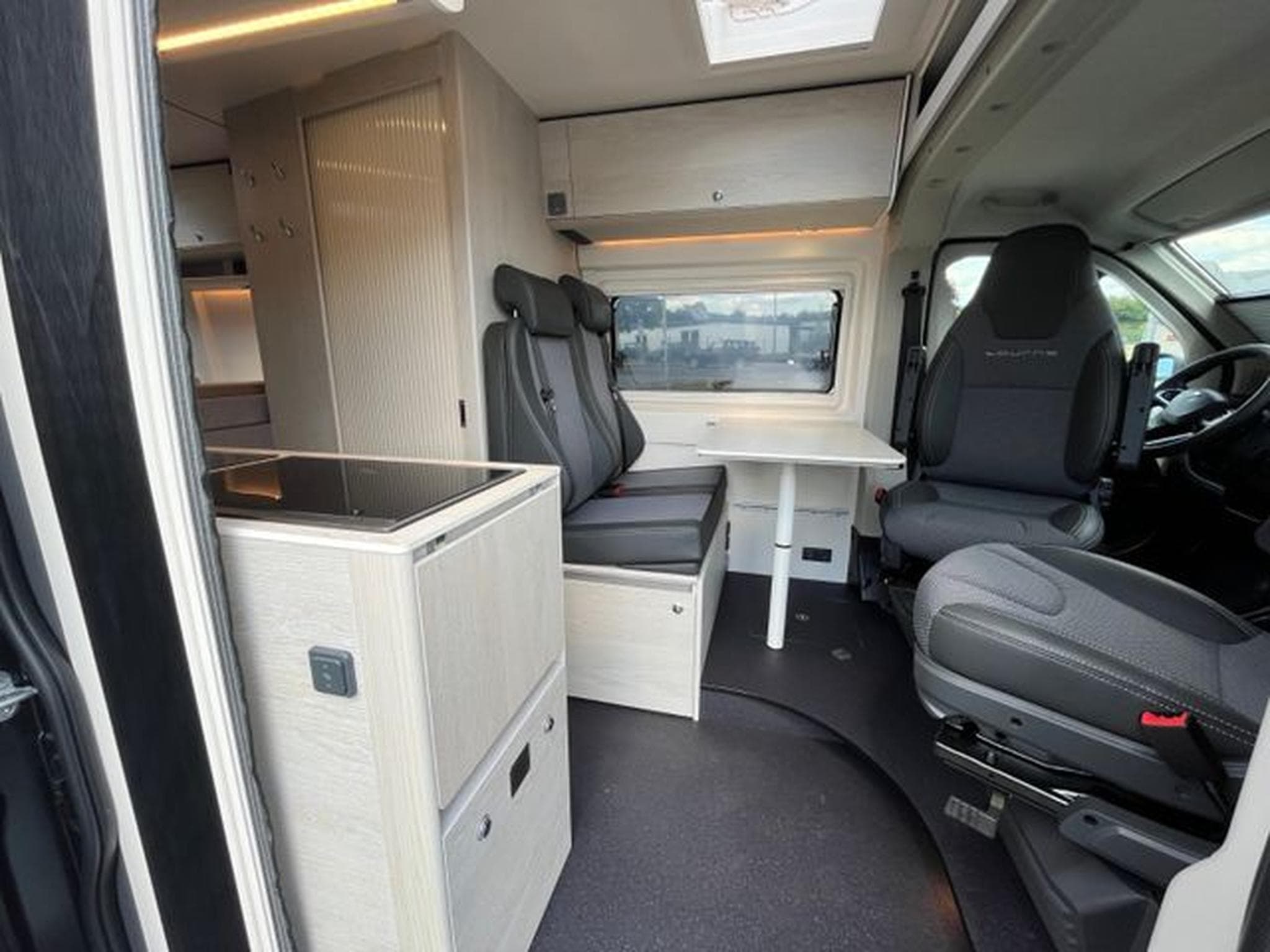 Tourne Mobile Cruise 6.0m, 2.2 BlueHDI 140, Automatik (2026) - Photo 7