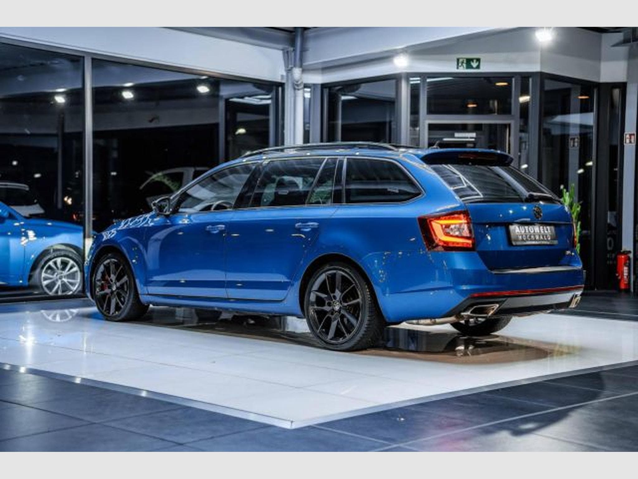 Skoda Octavia Octavia RS 2.0 TSI DSG NAVI LED AHK PANO Sound (2018) - Photo 11
