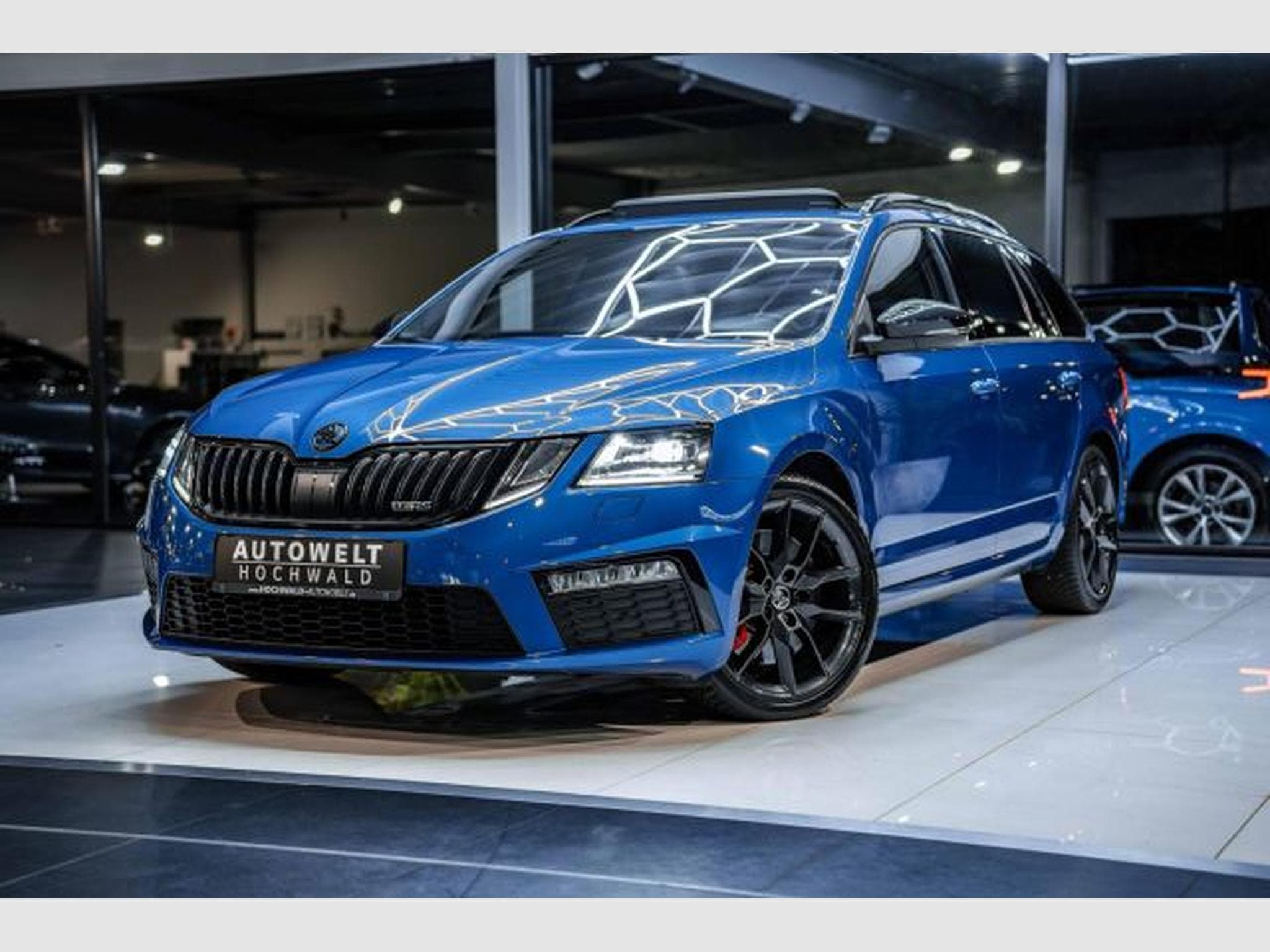 Skoda Octavia Octavia RS 2.0 TSI DSG NAVI LED AHK PANO Sound (2018) - Photo 2