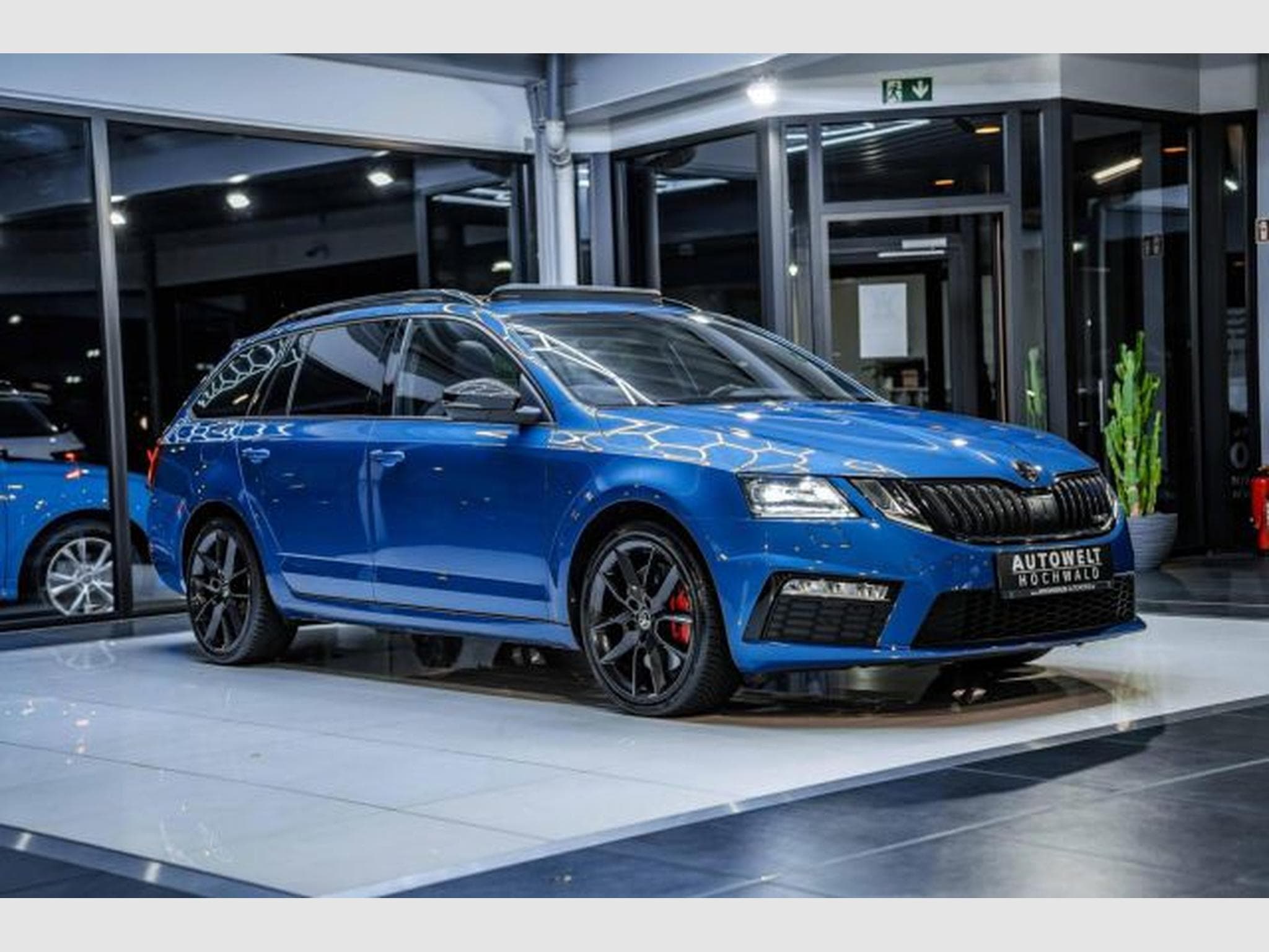 Skoda Octavia Octavia RS 2.0 TSI DSG NAVI LED AHK PANO Sound (2018) - Photo 6