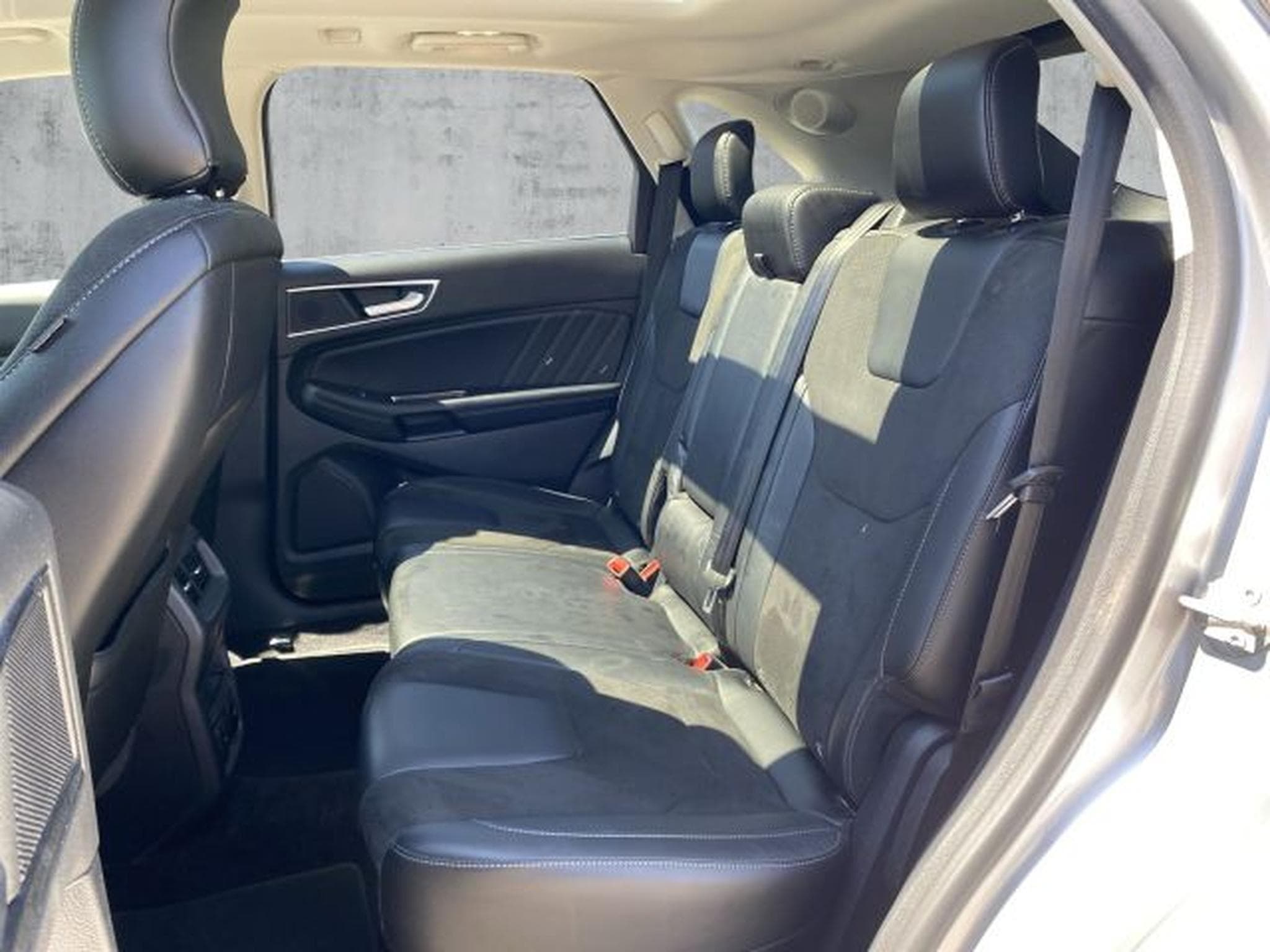 Ford Edge Edge 2.0 TDCi Aut. Sport 4x4 NAVI STHZG AHK PANO (2016) - Photo 12