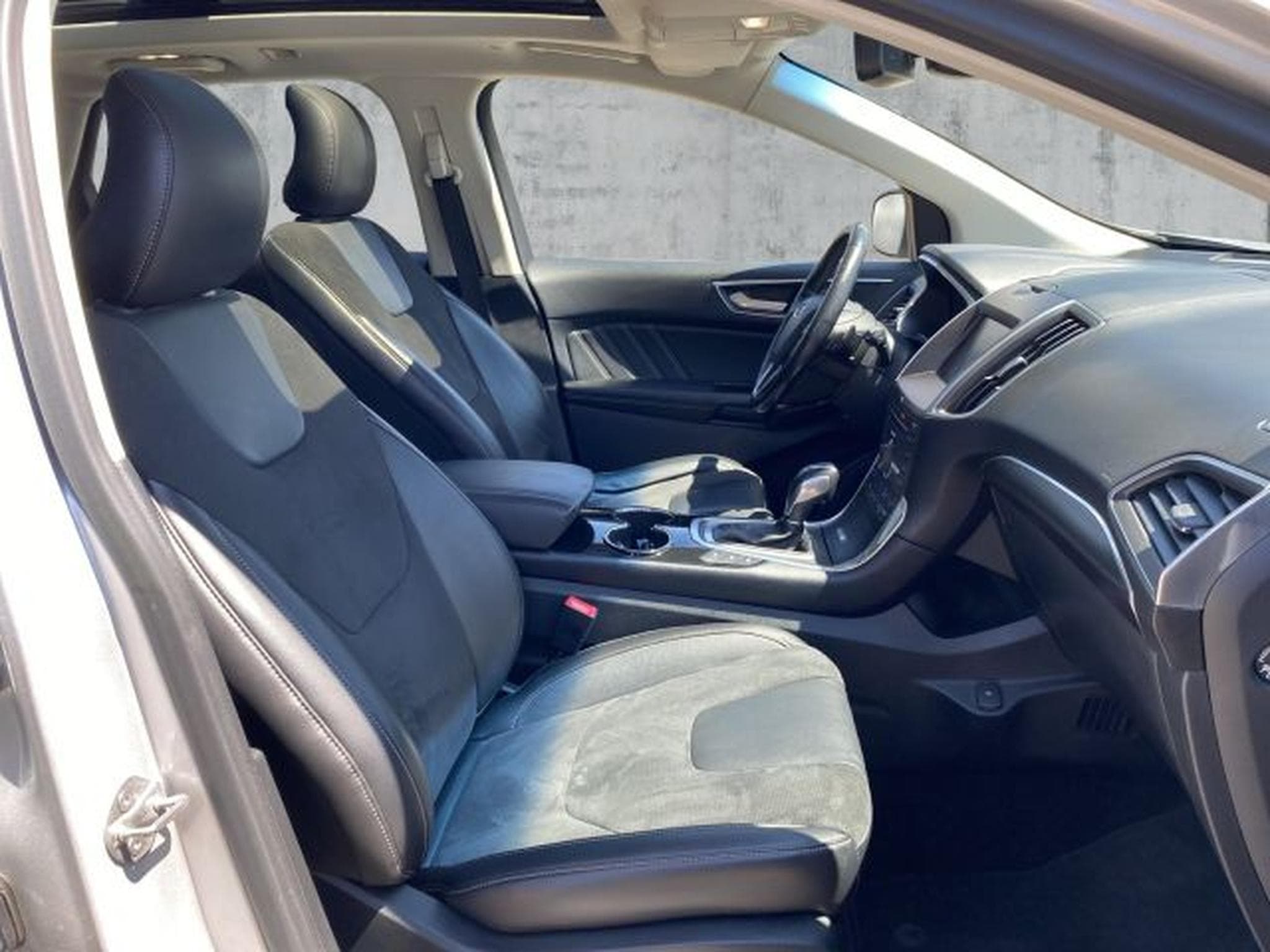 Ford Edge Edge 2.0 TDCi Aut. Sport 4x4 NAVI STHZG AHK PANO (2016) - Photo 13