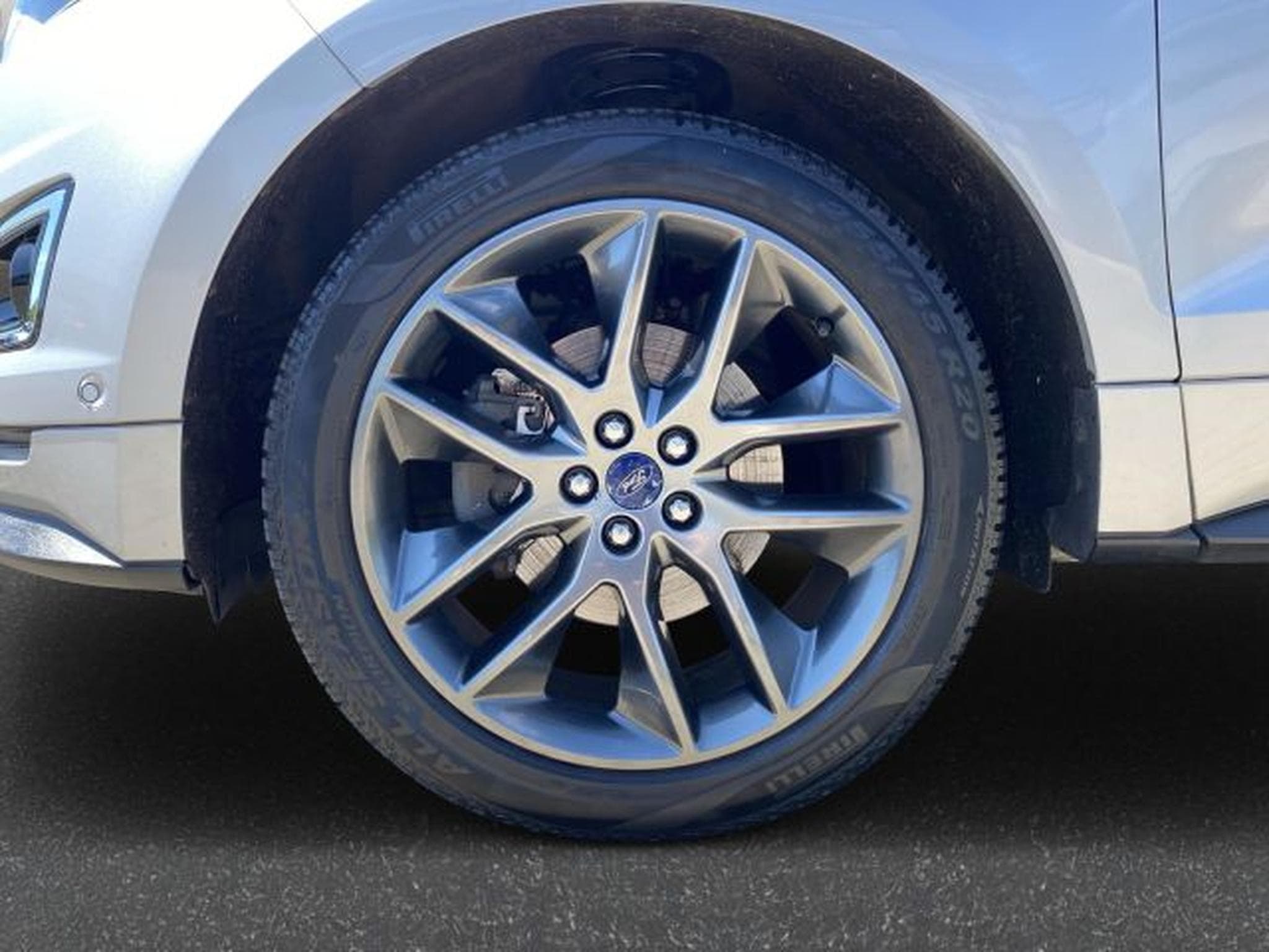 Ford Edge Edge 2.0 TDCi Aut. Sport 4x4 NAVI STHZG AHK PANO (2016) - Photo 9