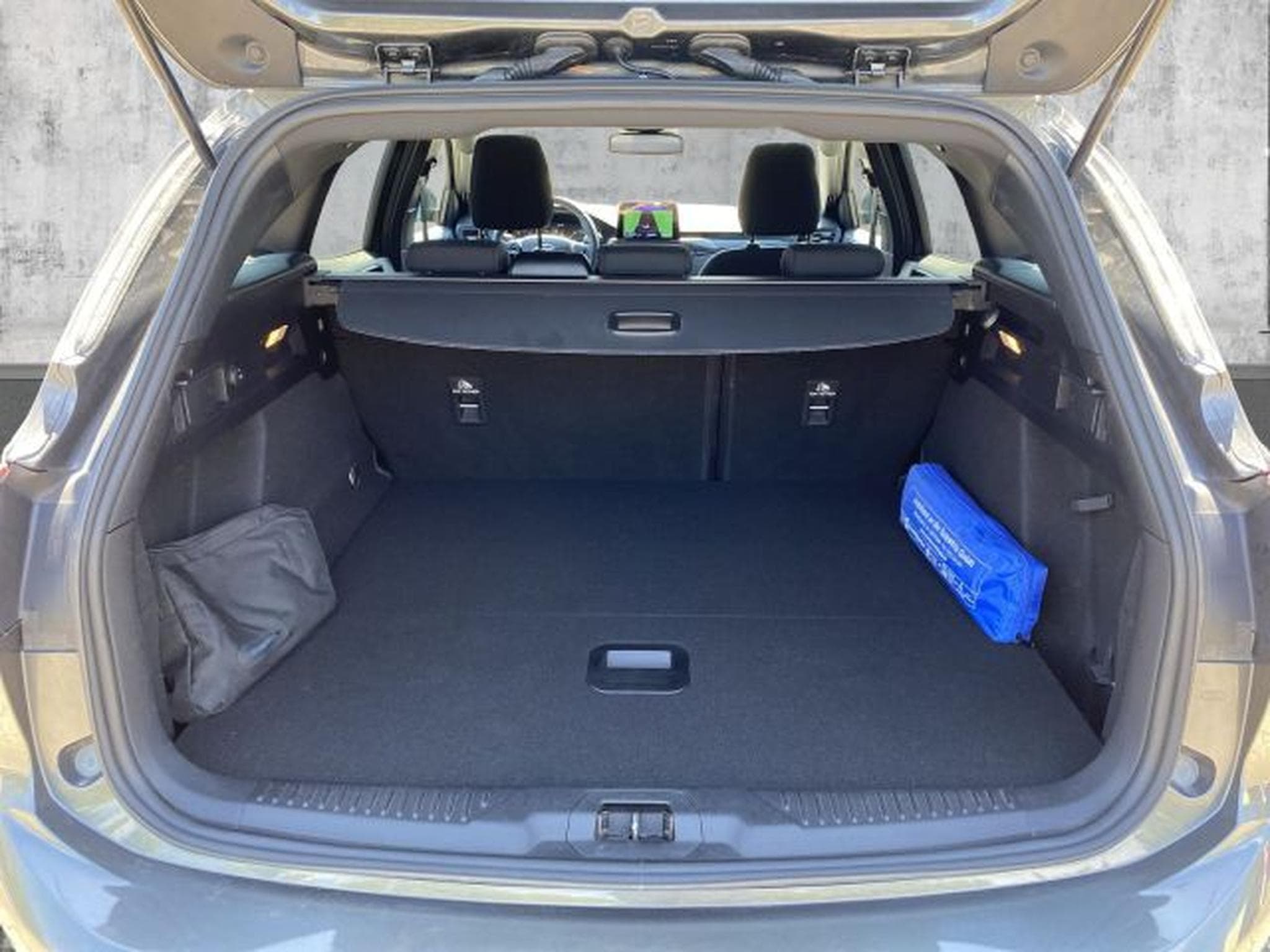 Ford Focus Focus Turnier 1.5 ST-Line Autom. NAVI LED AHK (2020) - Photo 10