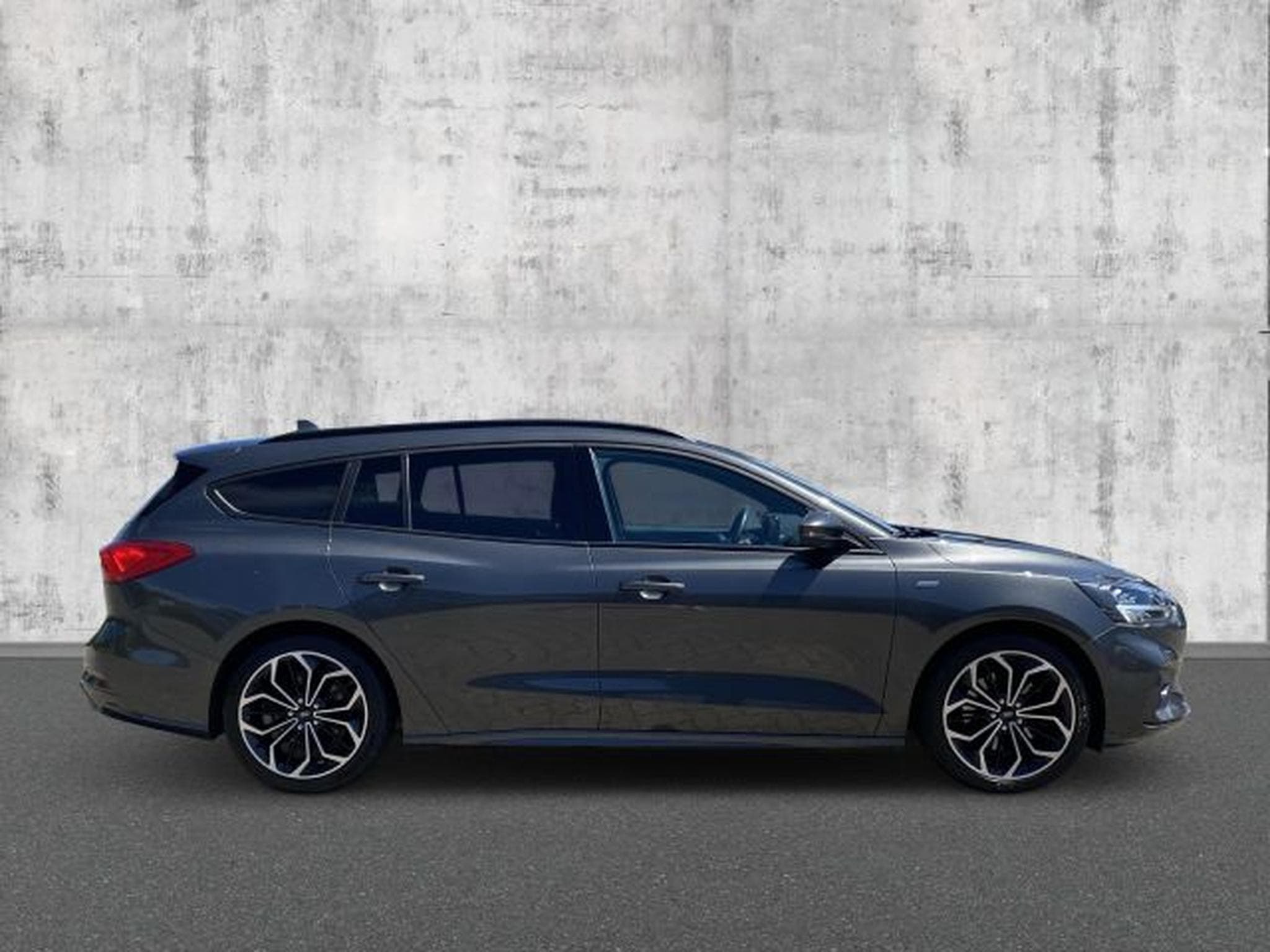 Ford Focus Focus Turnier 1.5 ST-Line Autom. NAVI LED AHK (2020) - Photo 6