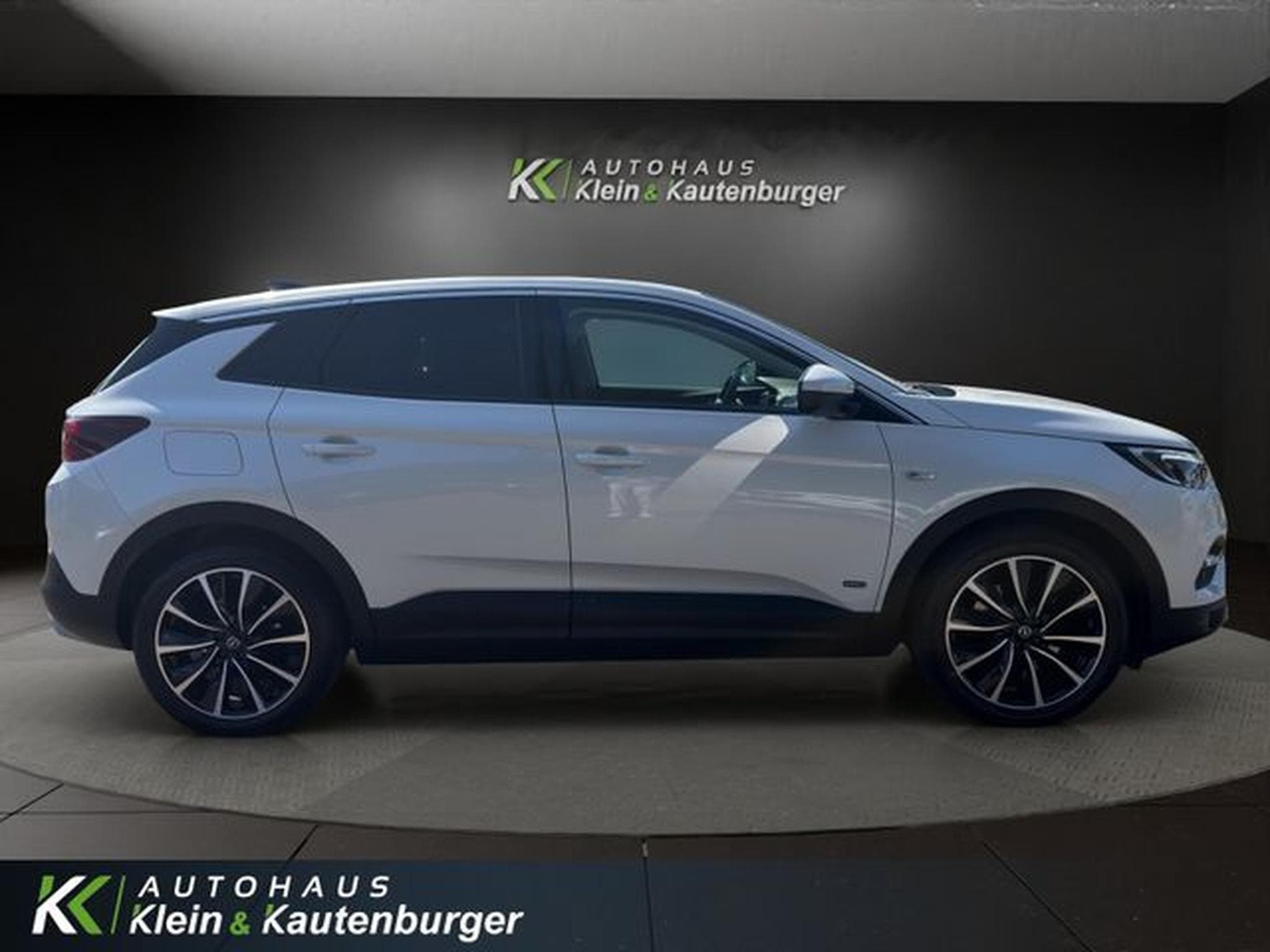 Opel Grandland Grandland X 1.6 Turbo Hybrid CARPLAY+4X4+AHK (2020) - Photo 4