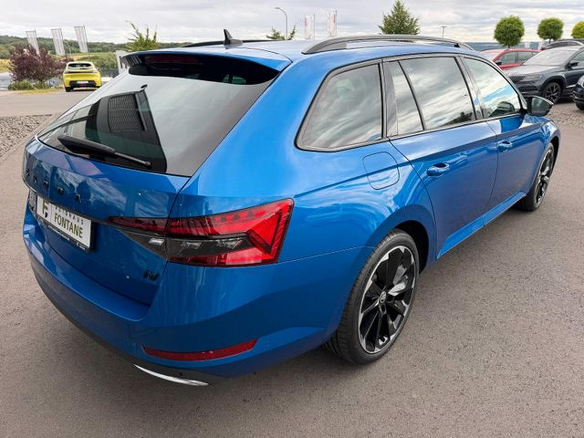 Skoda Superb Superb 1,4TSi PlugIn Kombi Sportline iV AHK Sthz (2021) - Photo 5