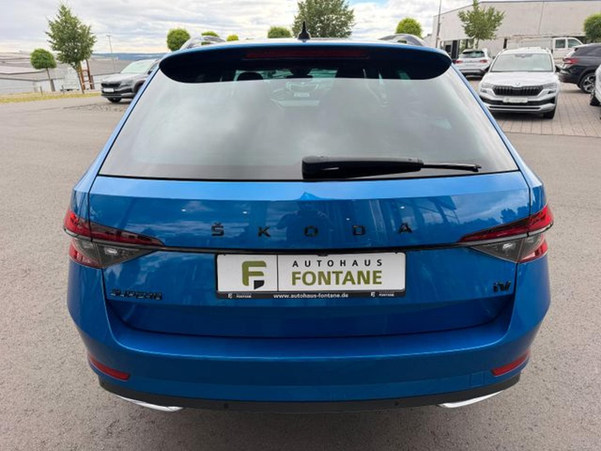 Skoda Superb Superb 1,4TSi PlugIn Kombi Sportline iV AHK Sthz (2021) - Photo 6