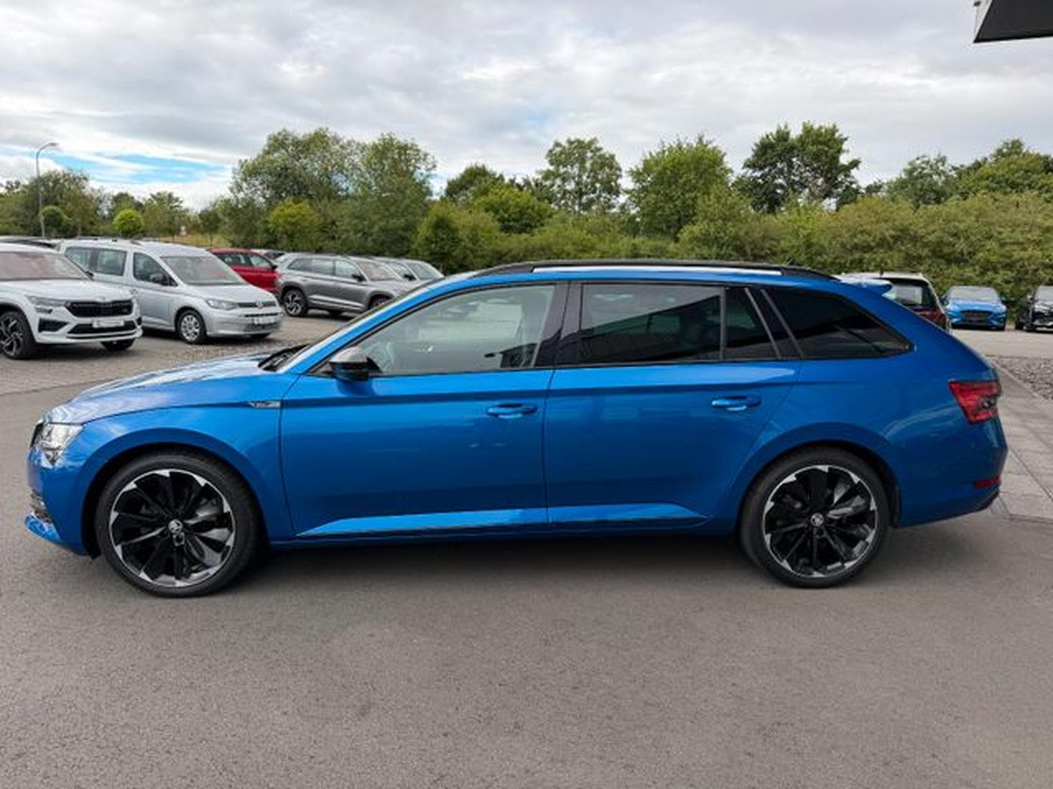 Skoda Superb Superb 1,4TSi PlugIn Kombi Sportline iV AHK Sthz (2021) - Photo 8
