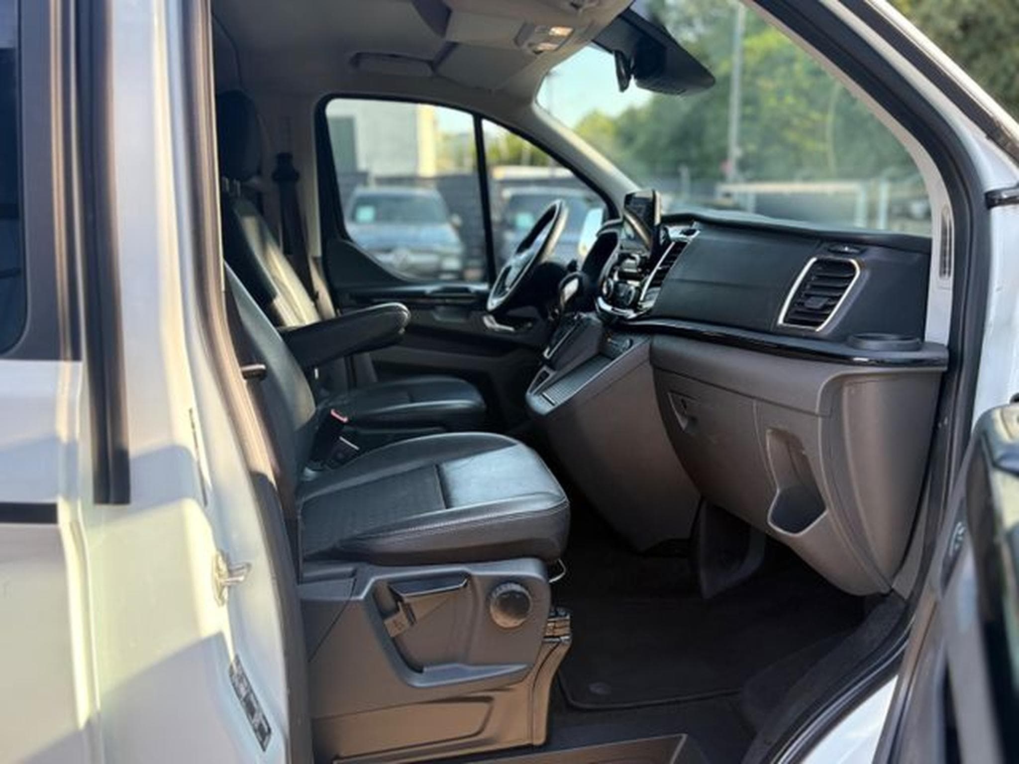 Ford Tourneo TOURNEO CUSTOM SPORT*2.HD*AUT*LED*KAMERA*8 SITZE (2020) - Photo 15