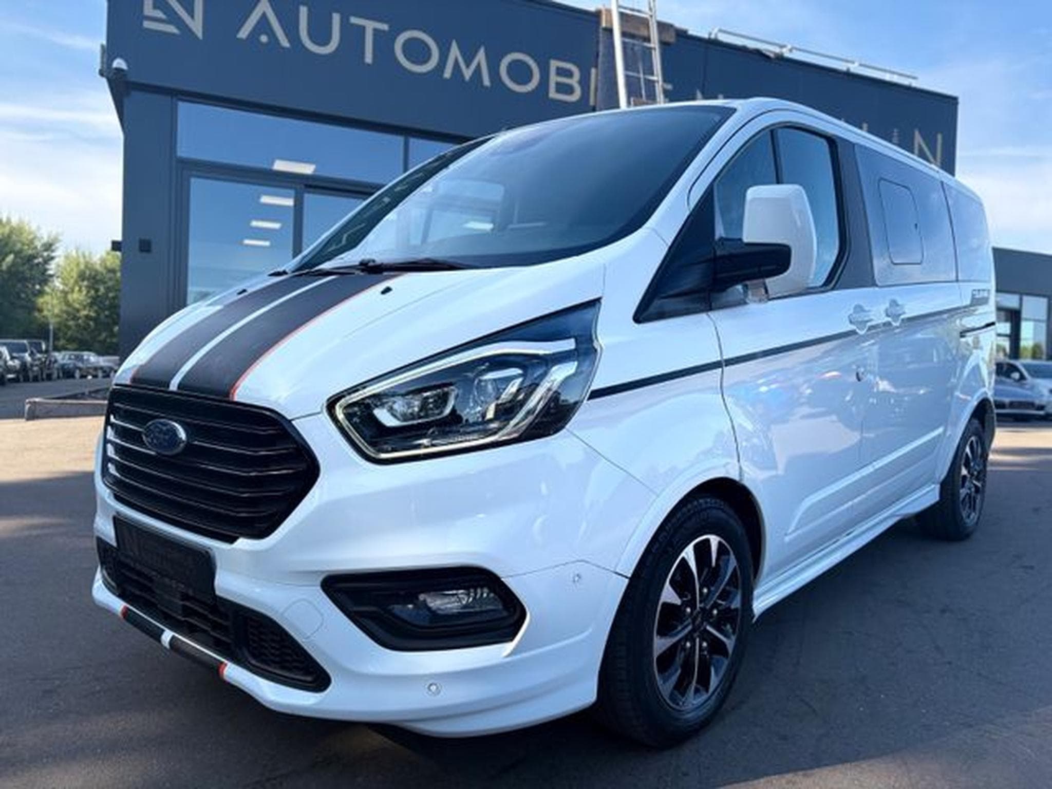 Ford Tourneo TOURNEO CUSTOM SPORT*2.HD*AUT*LED*KAMERA*8 SITZE (2020) - Photo 2
