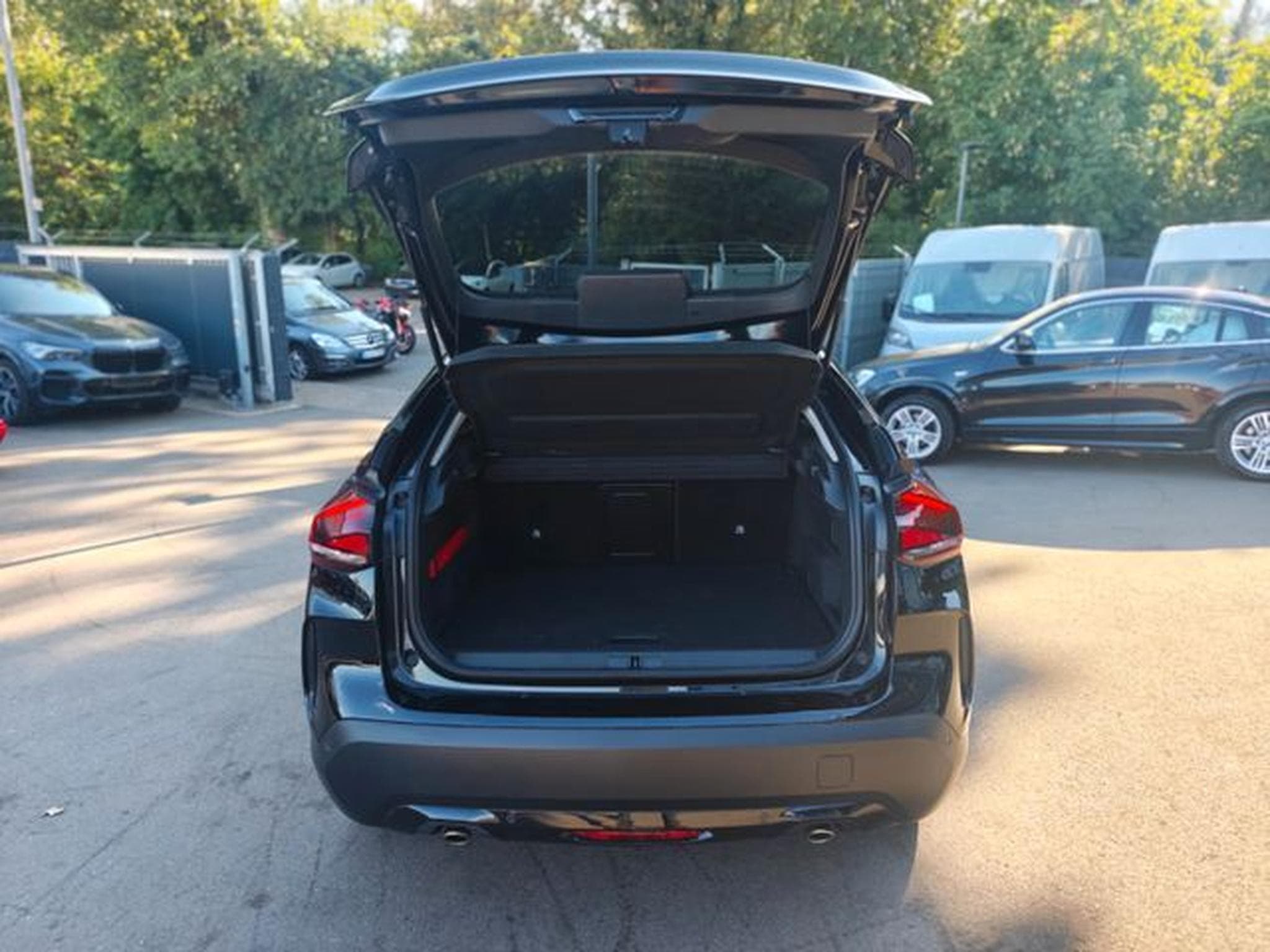 Citroën C4 C4 LIM. MAX*HEAD UP*KLIMAAUTO*KAMERA*NAVI* (2024) - Photo 8