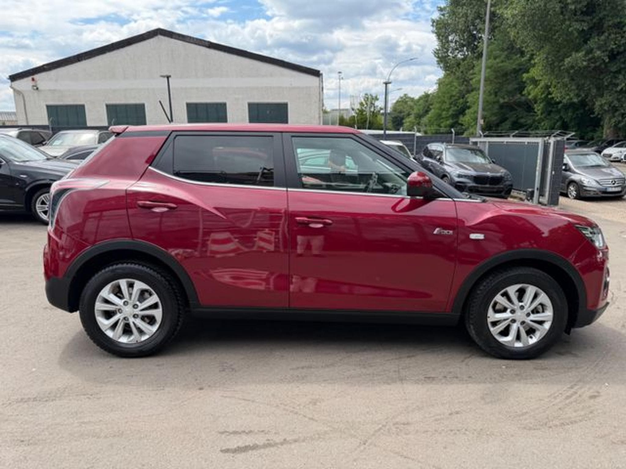 Ssangyong Tivoli TIVOLI 1.5 T-GDi AMBER*KLIMA*R-KAMERA*24.TKM* (2019) - Photo 13