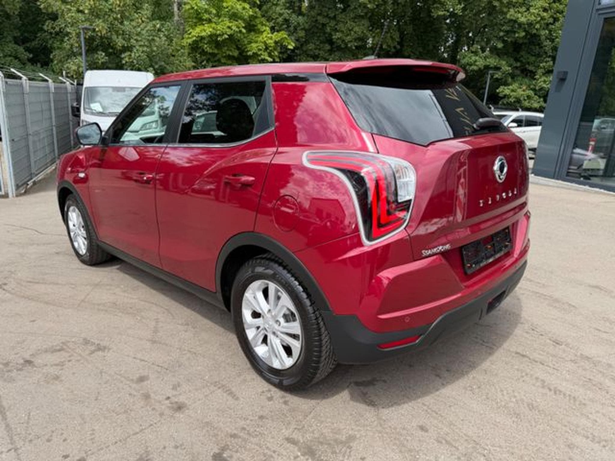 Ssangyong Tivoli TIVOLI 1.5 T-GDi AMBER*KLIMA*R-KAMERA*24.TKM* (2019) - Photo 8