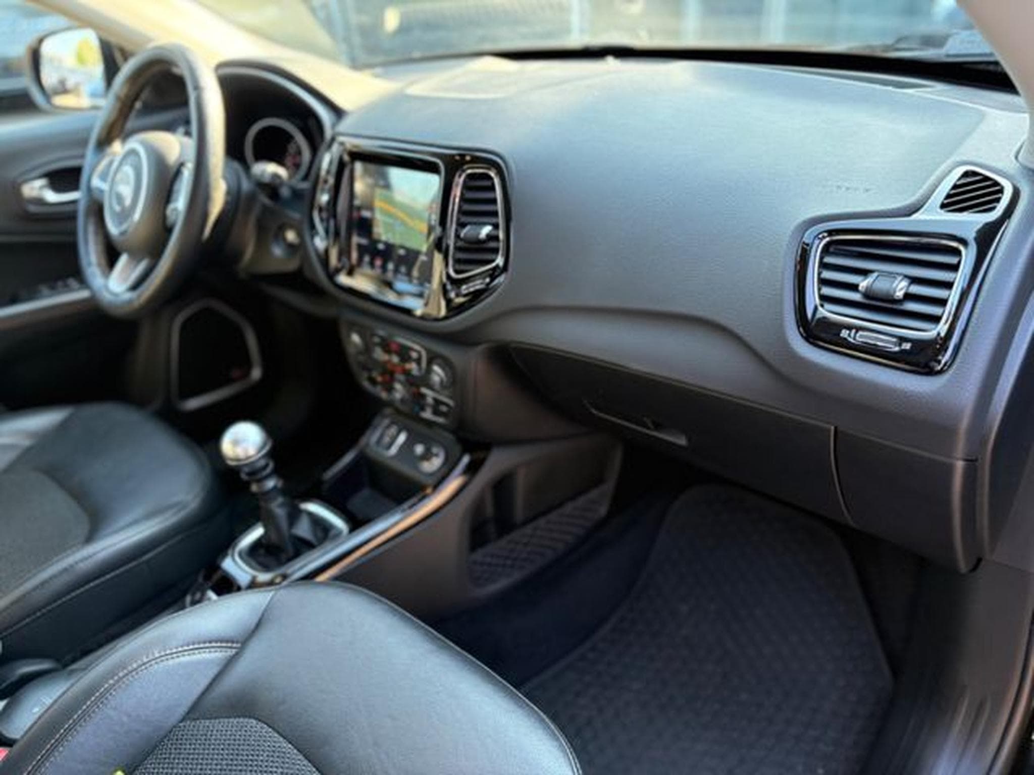 Jeep Compass COMPASS LIMITED FWD *FACELIFT*KAMERA*LEDER* (2018) - Photo 15