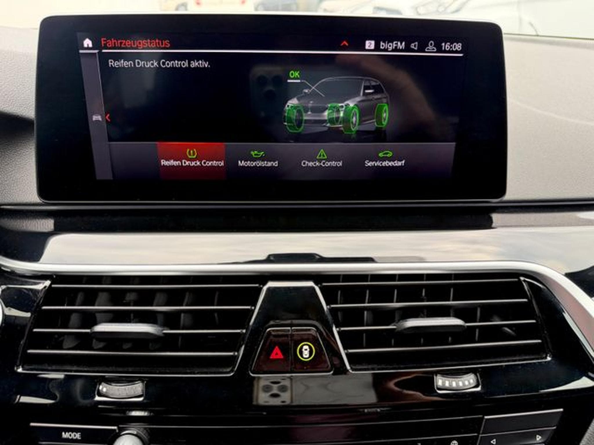 BMW 530 530i Touring M Sport Paket/NAVI/LED/CAM/GARANTIE (2020) - Photo 25