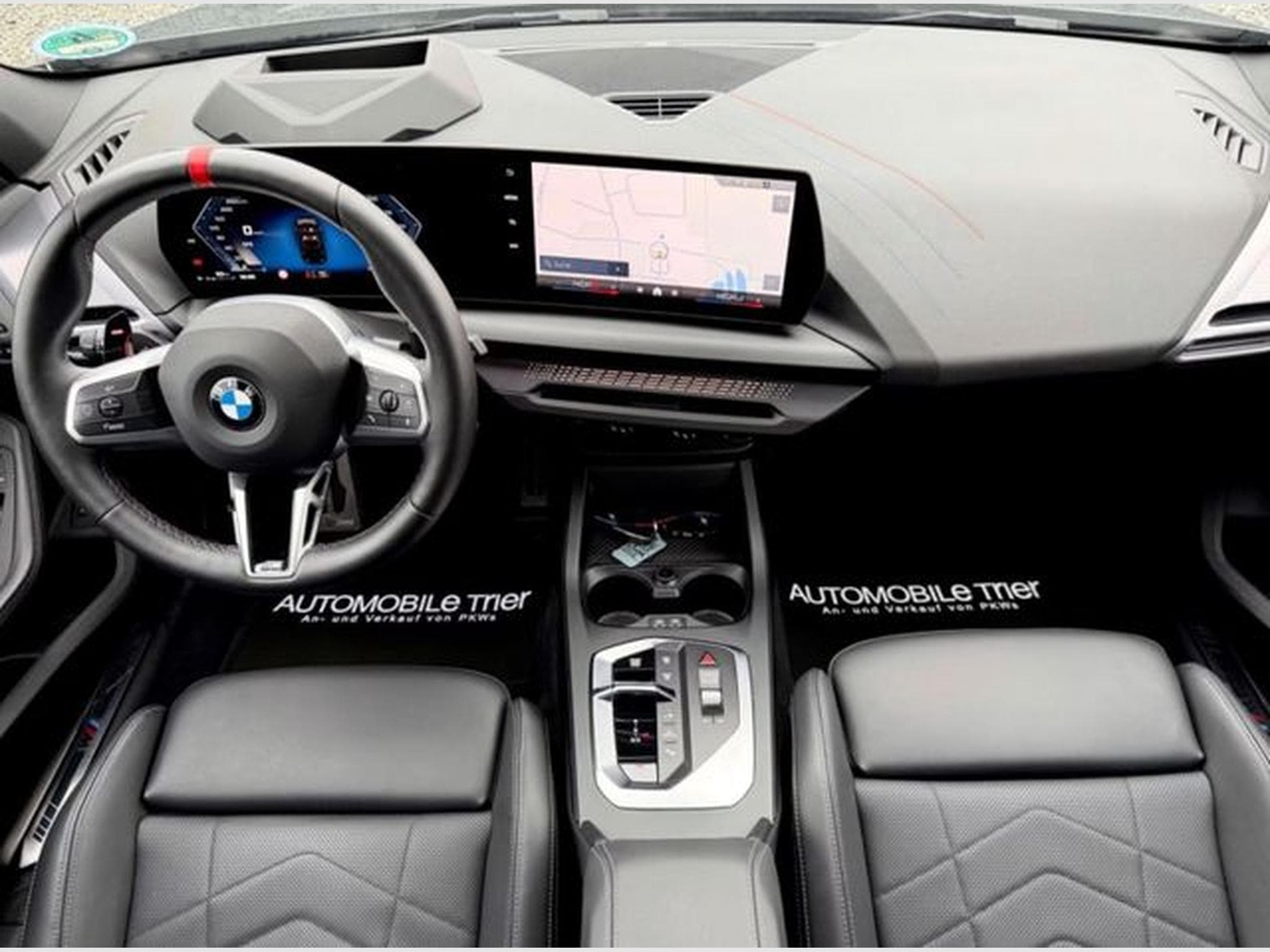 BMW M135 M135 xDrive /LED/HUD/H&amp;K/CAM/GARANTIE/ (2024) - Foto 10