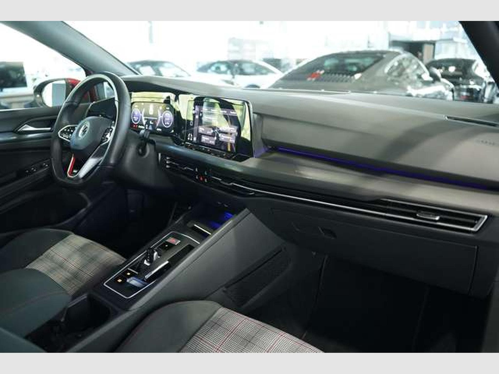 VW Golf GTI 2.0 TSI 2.Hand *Kamera *H-UP *Matrix (2022) - Photo 18