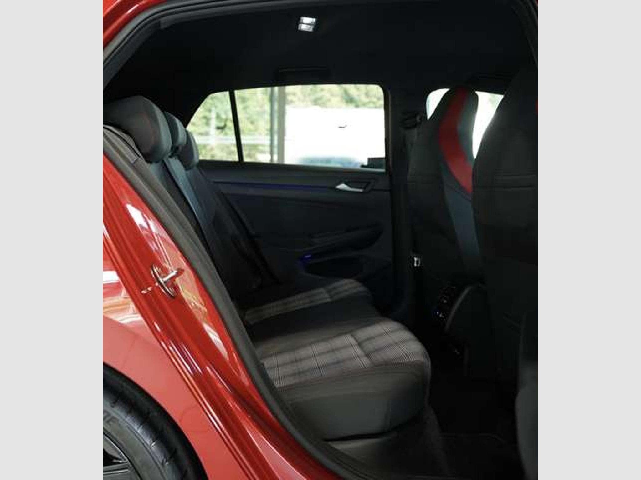 VW Golf GTI 2.0 TSI 2.Hand *Kamera *H-UP *Matrix (2022) - Photo 21