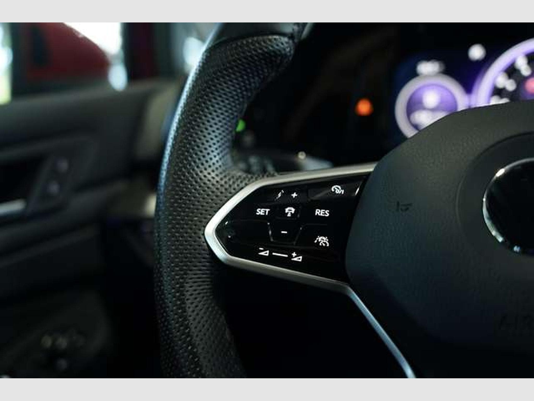 VW Golf GTI 2.0 TSI 2.Hand *Kamera *H-UP *Matrix (2022) - Photo 38