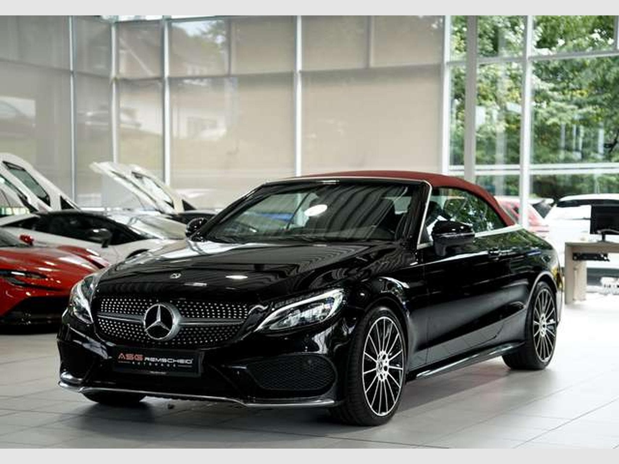 Mercedes C 300 Cabrio AMG Line *2.H *AHK *Kamera *Navi (2018) - Photo 37