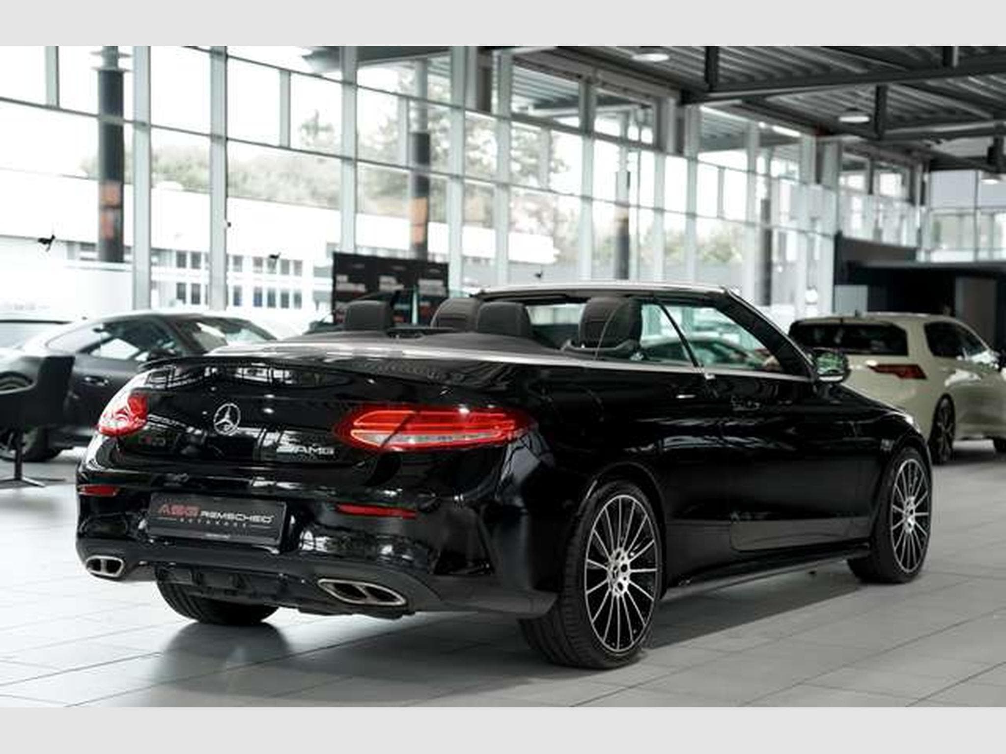 Mercedes C 300 Cabrio AMG Line *2.H *AHK *Kamera *Navi (2018) - Photo 7