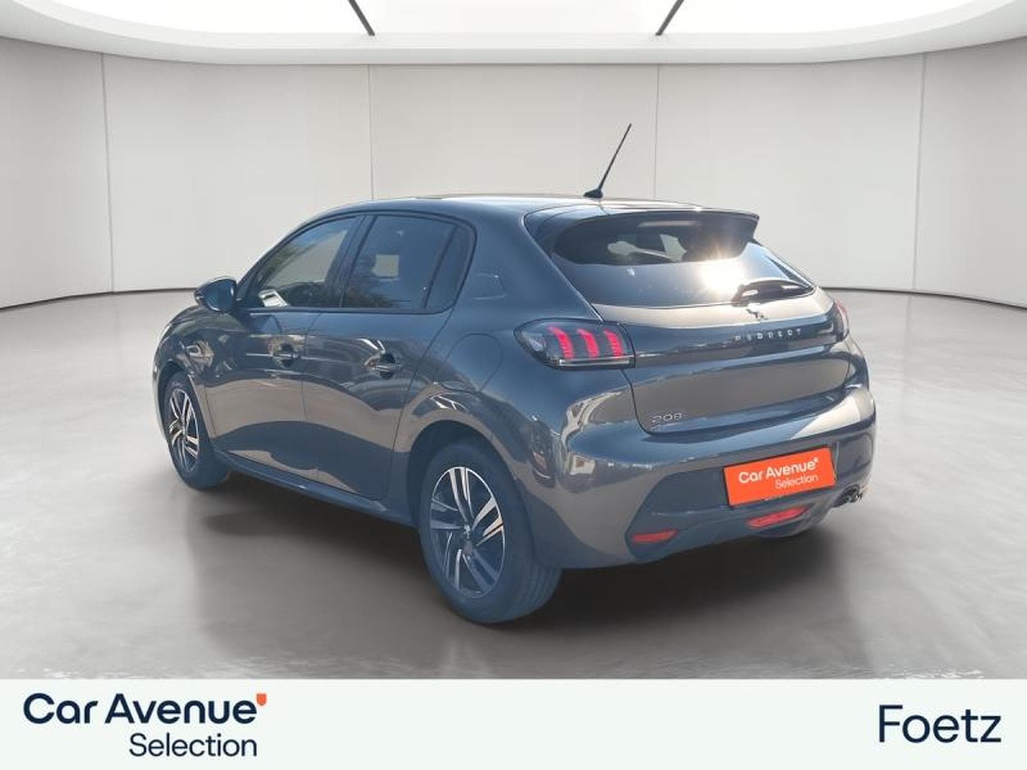 PEUGEOT 208 1.2 PureTech 100ch S&S Allure (2022) - Foto 8