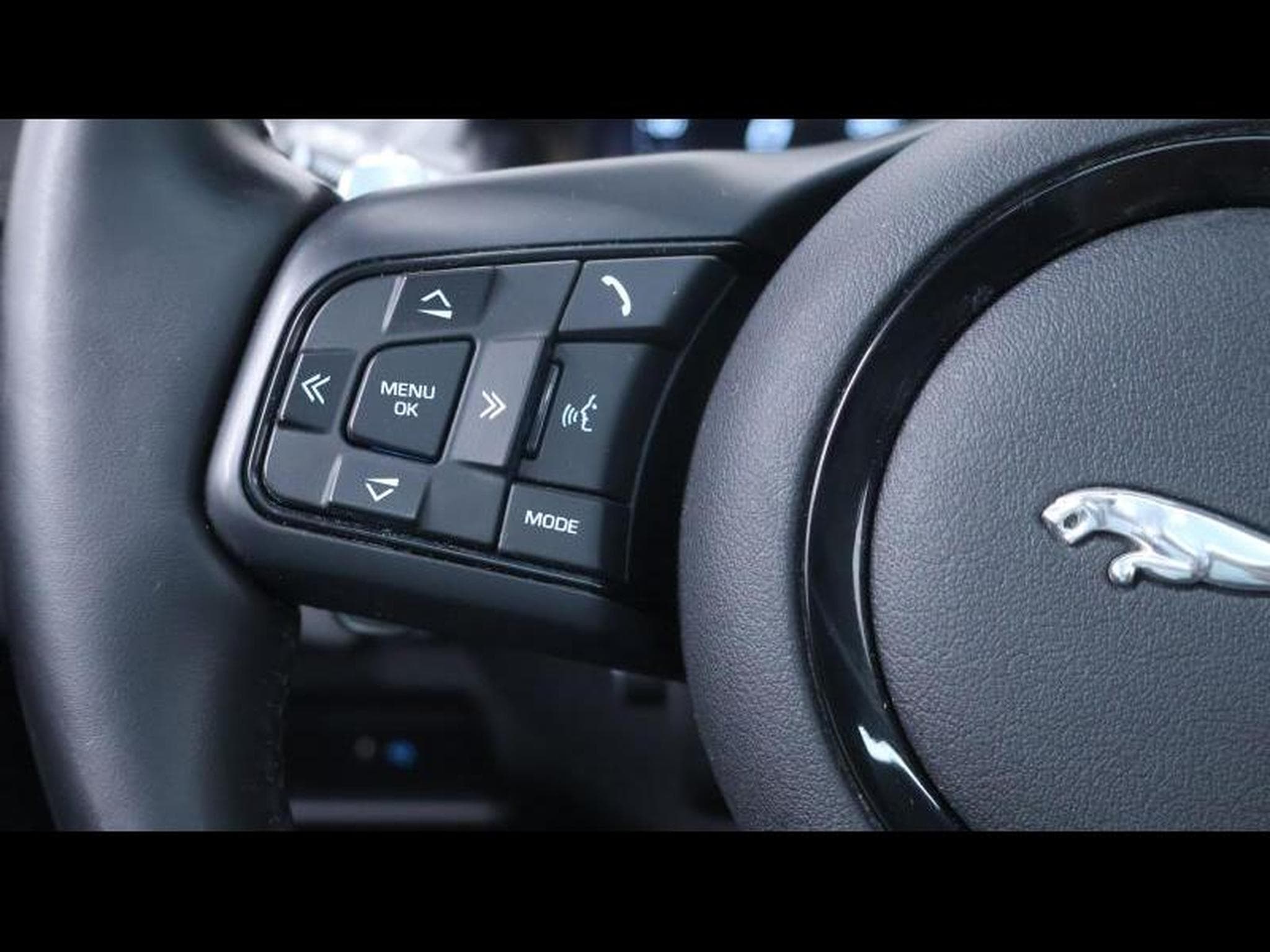 Jaguar F-Type P450 R-Dynamic RWD Auto (2024) - Photo 20