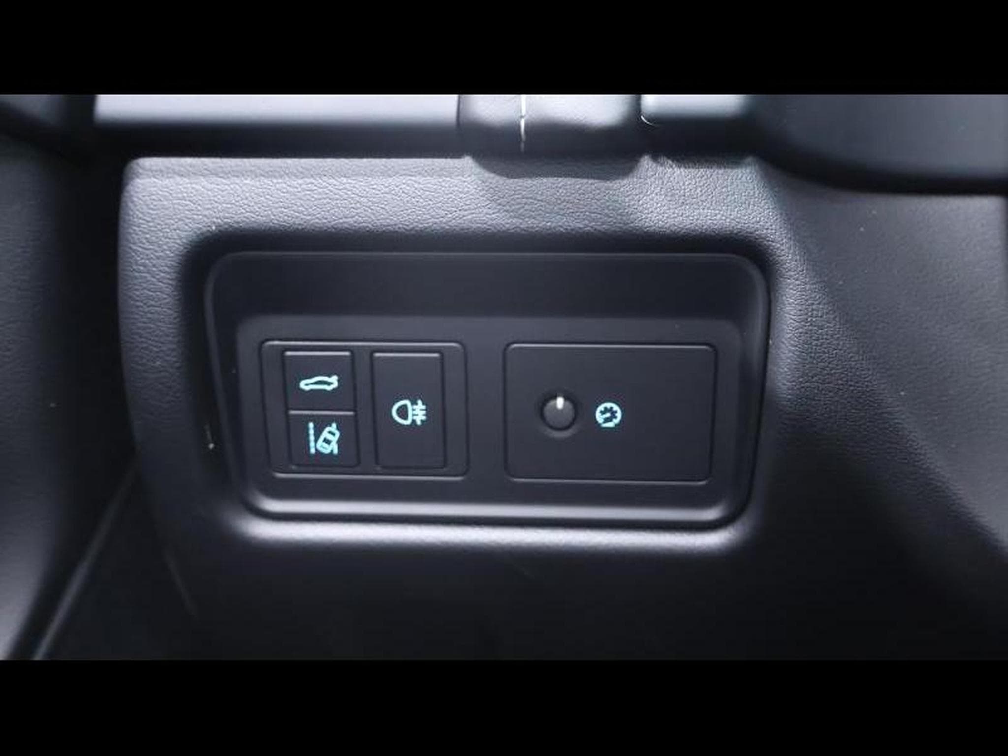 Jaguar F-Type P450 R-Dynamic RWD Auto (2024) - Photo 32