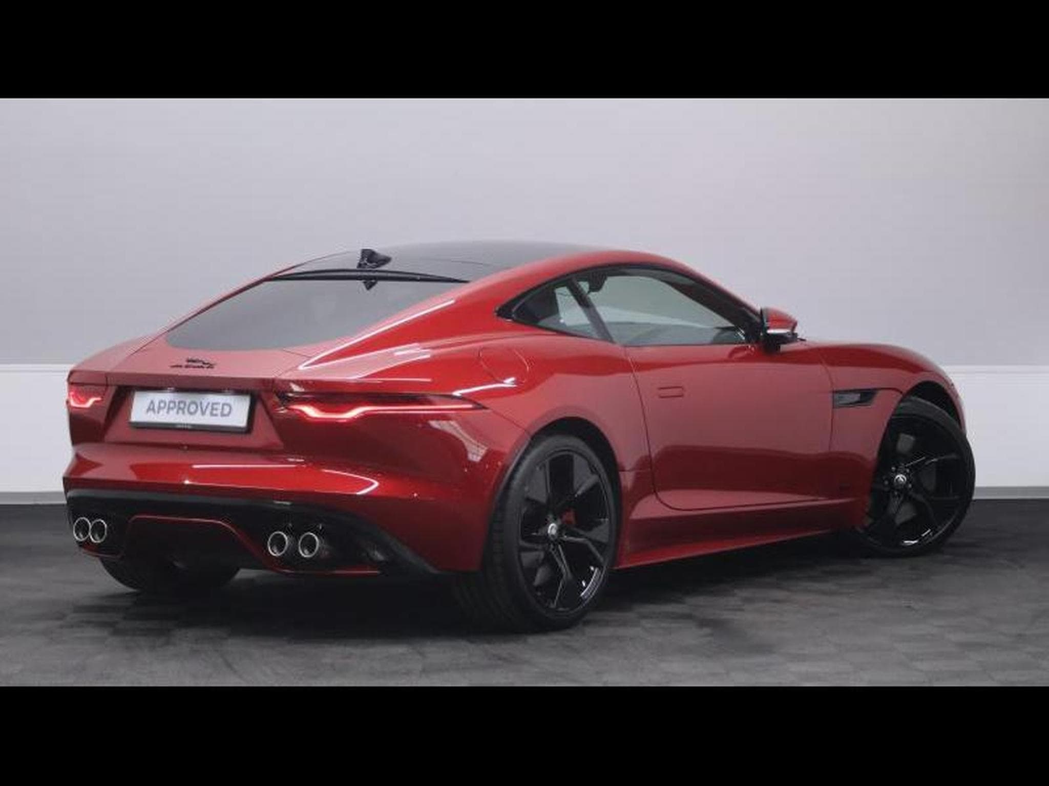 Jaguar F-Type P450 R-Dynamic RWD Auto (2024) - Photo 6
