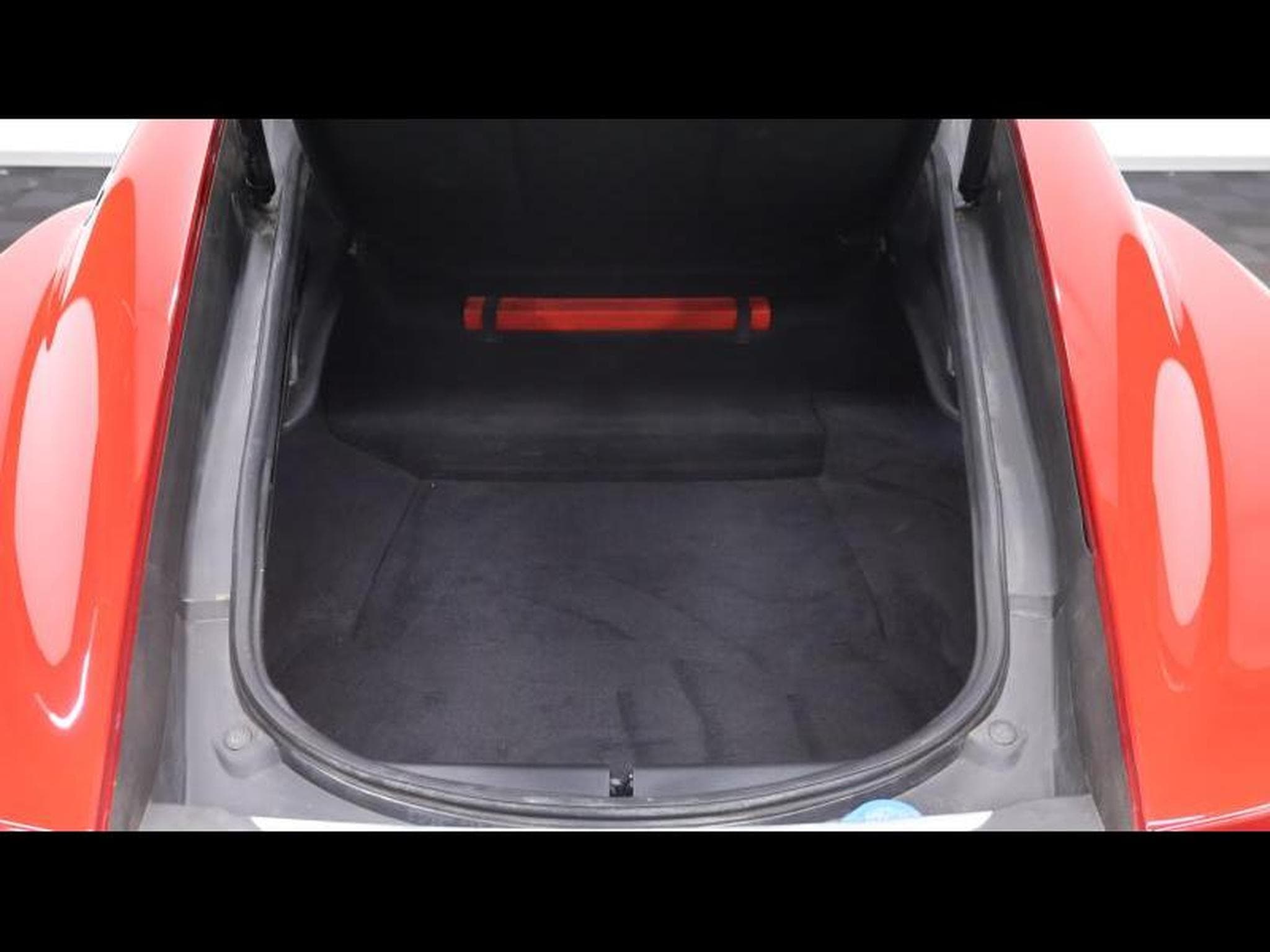 Jaguar F-Type P450 R-Dynamic RWD Auto (2024) - Photo 8