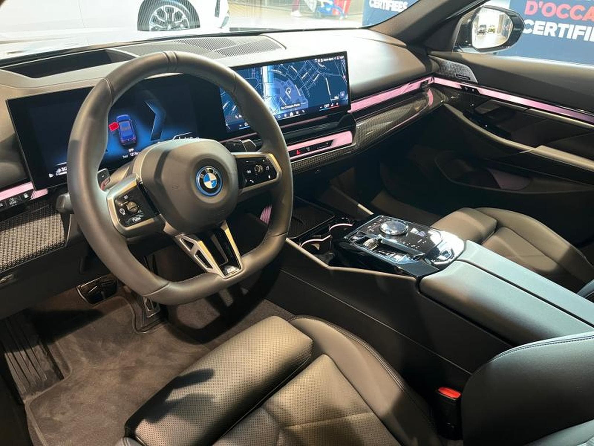 BMW Série 5 550e xDrive Berline (2025) - Foto 15