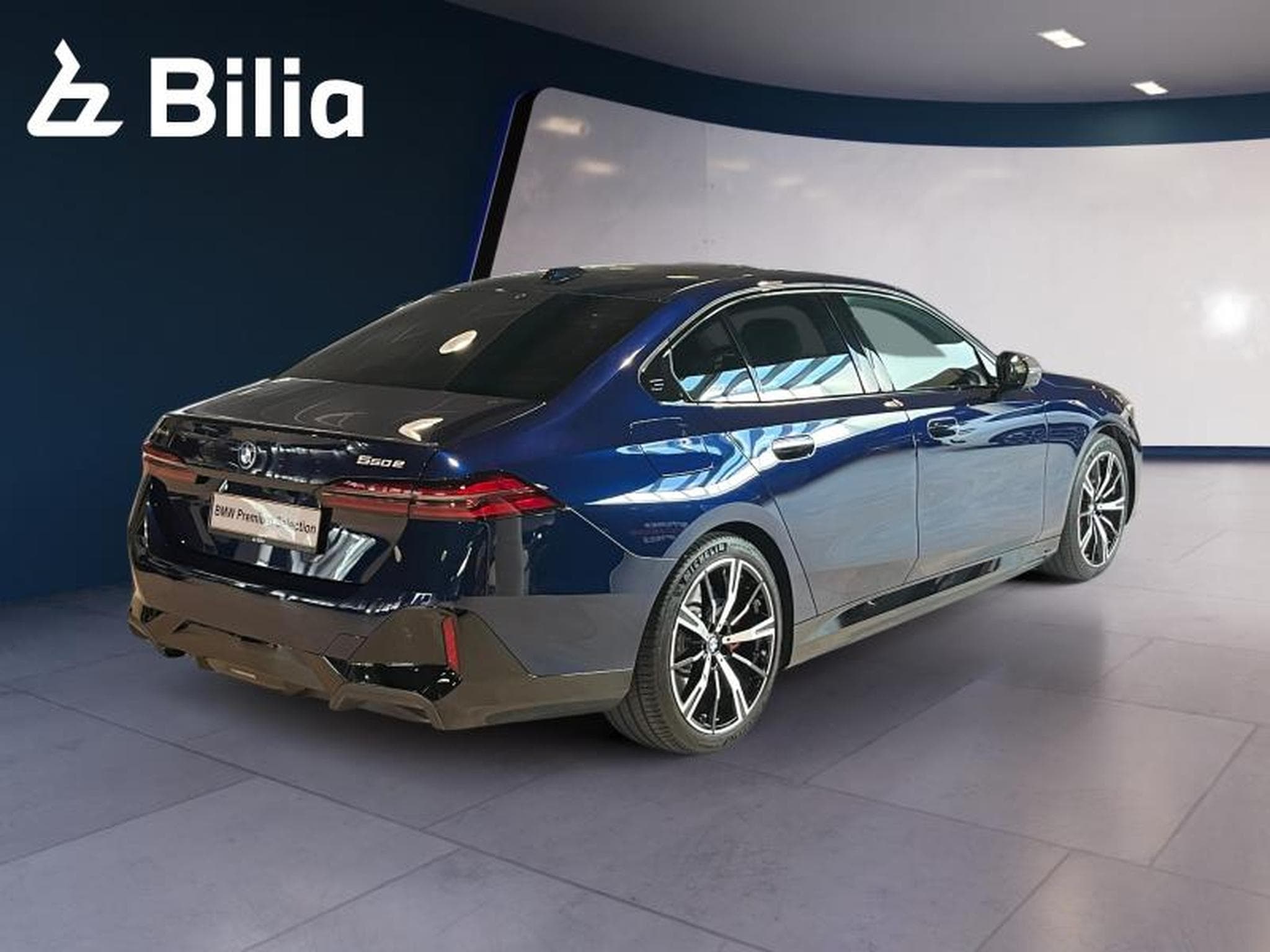 BMW Série 5 550e xDrive Berline (2025) - Foto 8